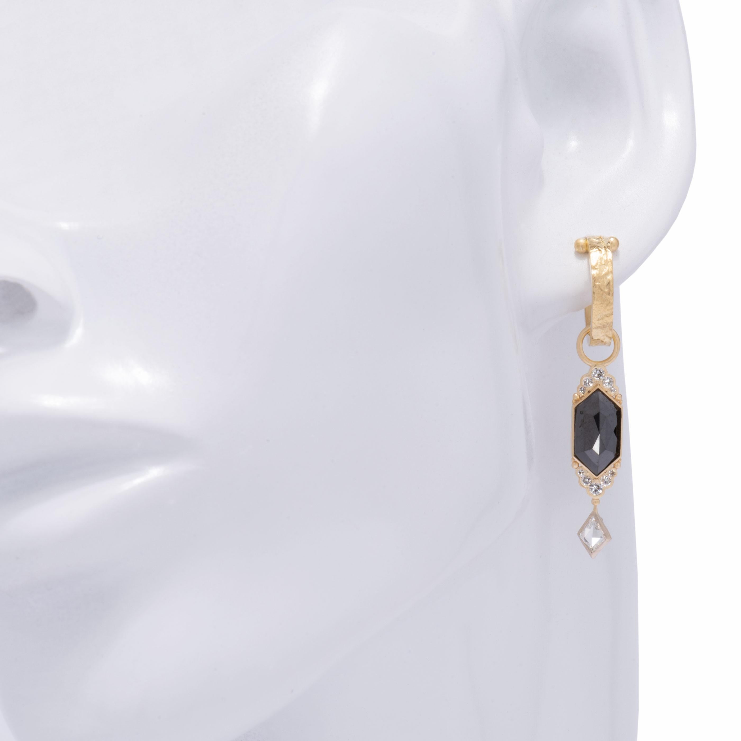 Black Diamond Empress II Drop Earrings in 18 Karat Gold In New Condition In Santa Fe, NM