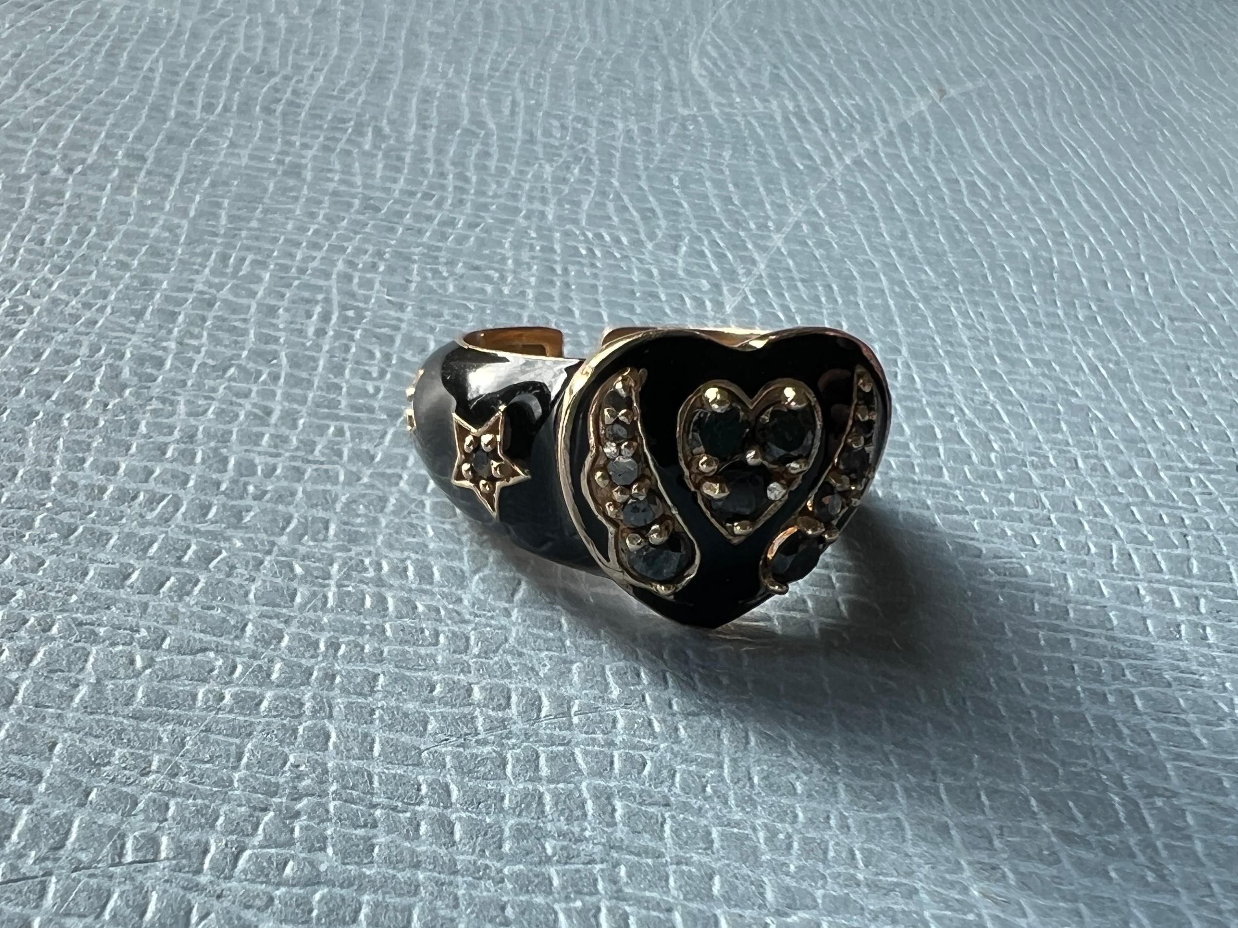 Black Diamond Heart Ring Black Enamel In New Condition For Sale In Los Angeles, CA