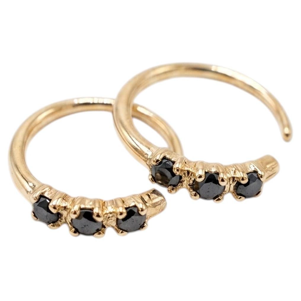 Orecchino a cerchio Black Diamond in oro 14k J Dauphin