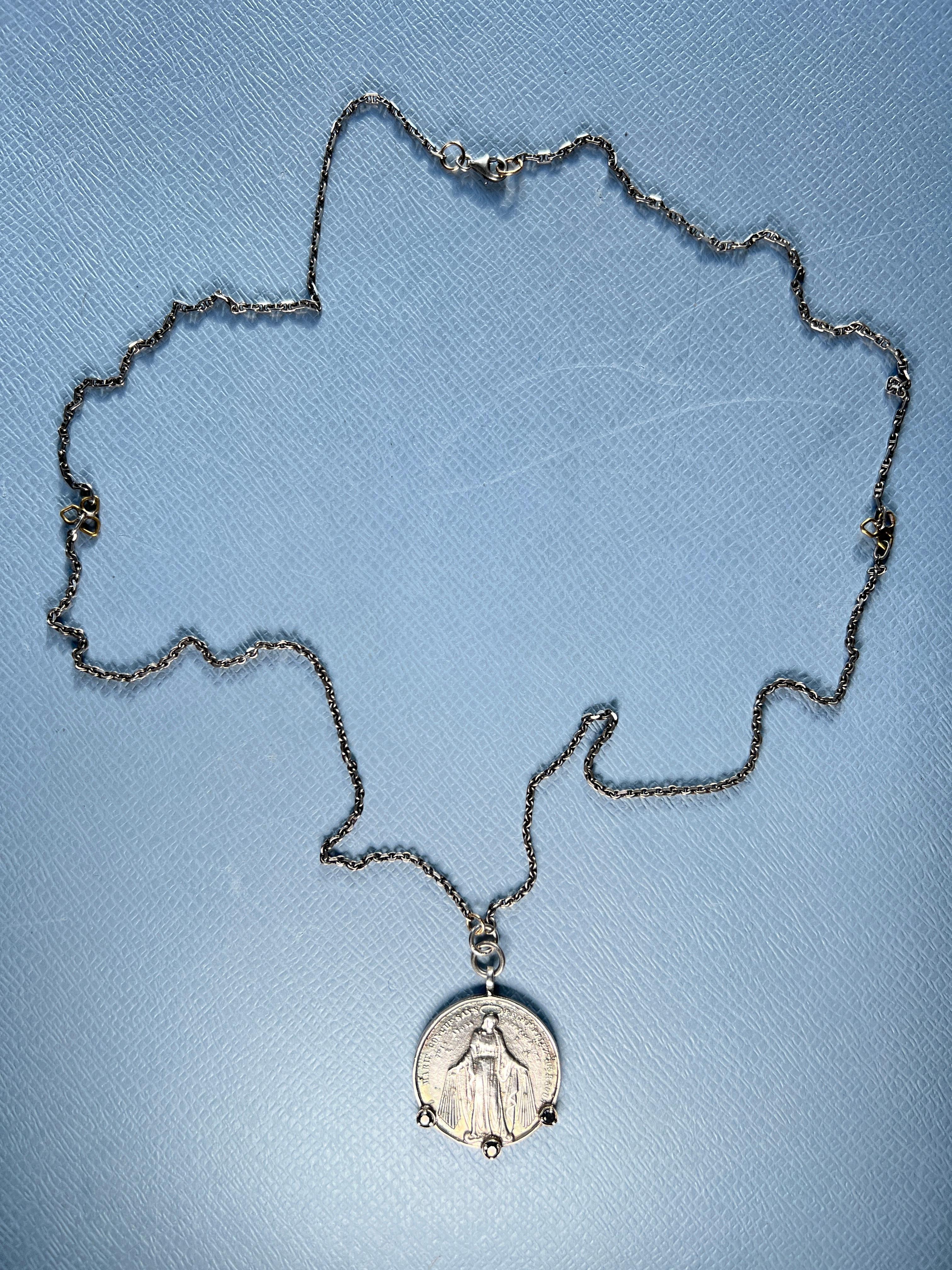 Black Diamond Medal Chain Necklace Silver For Sale 7