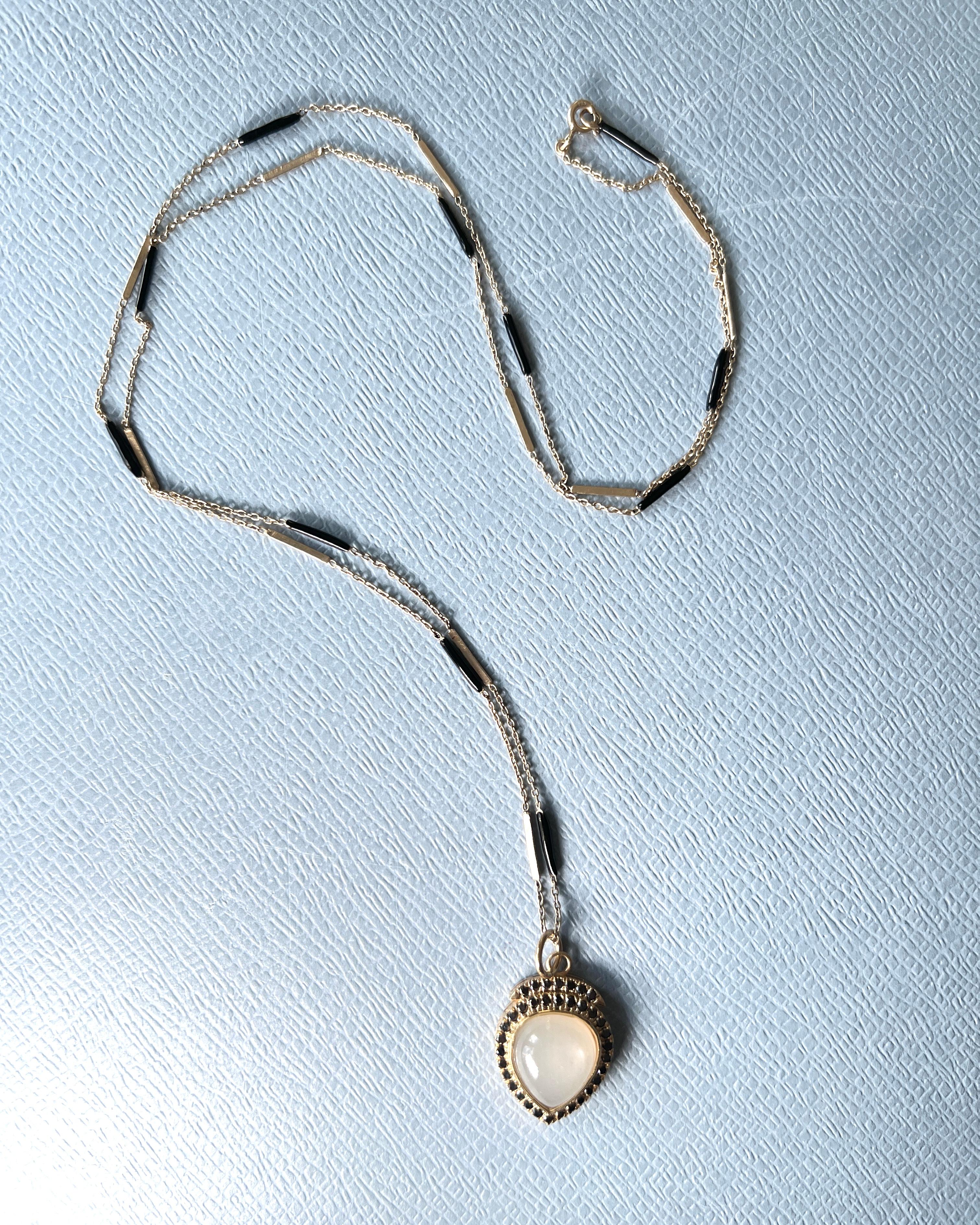 Black Diamond Moonstone Heart Pendant Necklace Black Enamel in vendita 4