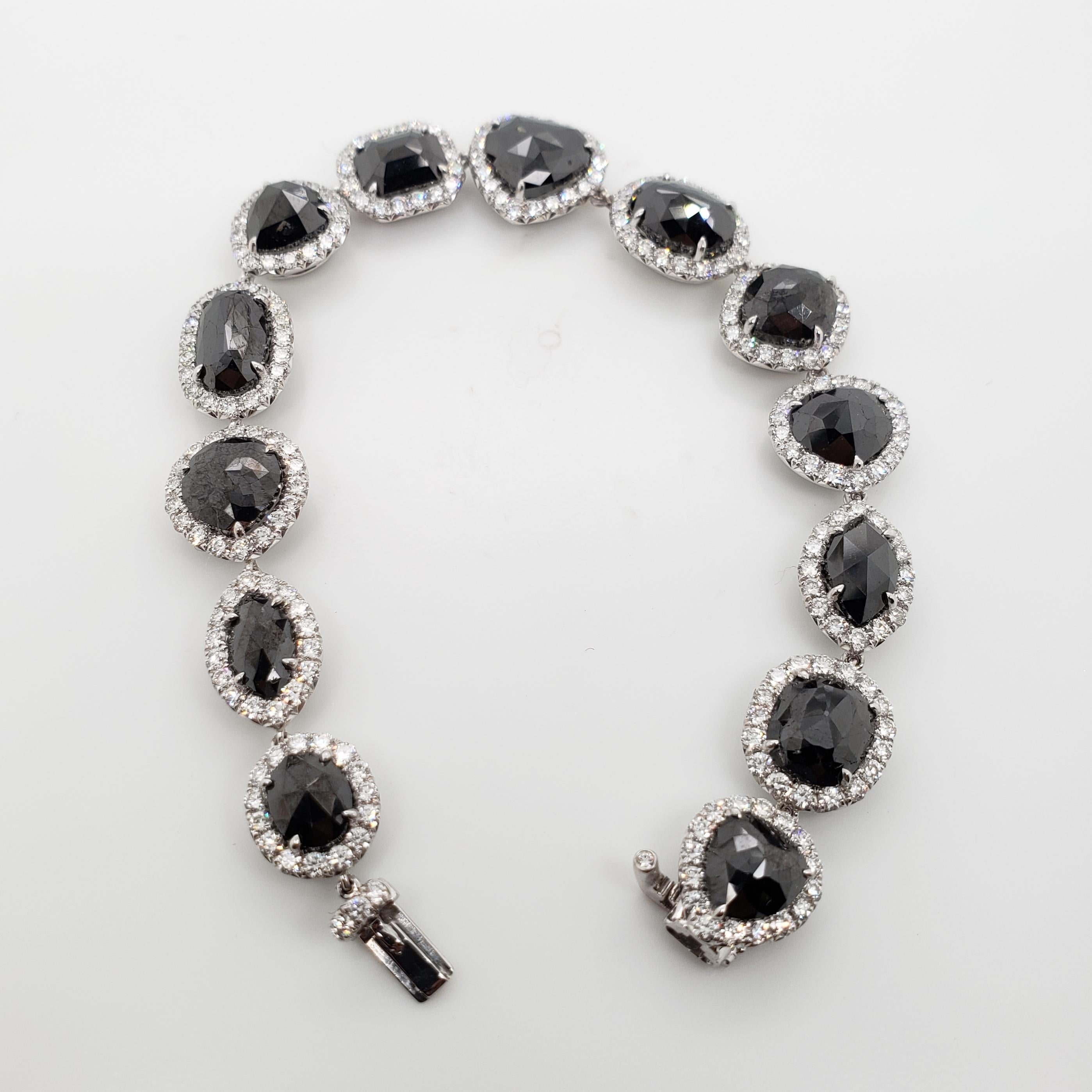 Black Diamond Pavé Bracelet In Excellent Condition For Sale In New York, NY