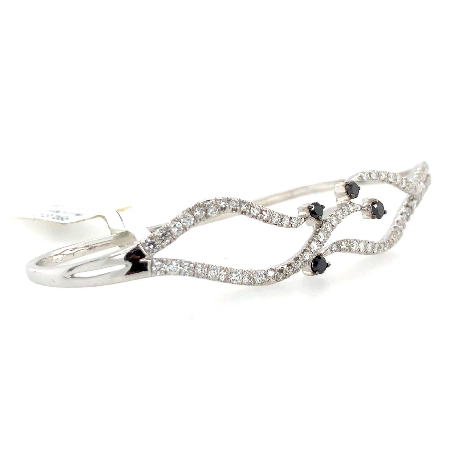 Taille mixte Bracelet palmier en or 18k avec diamants noirs et pavés en vente
