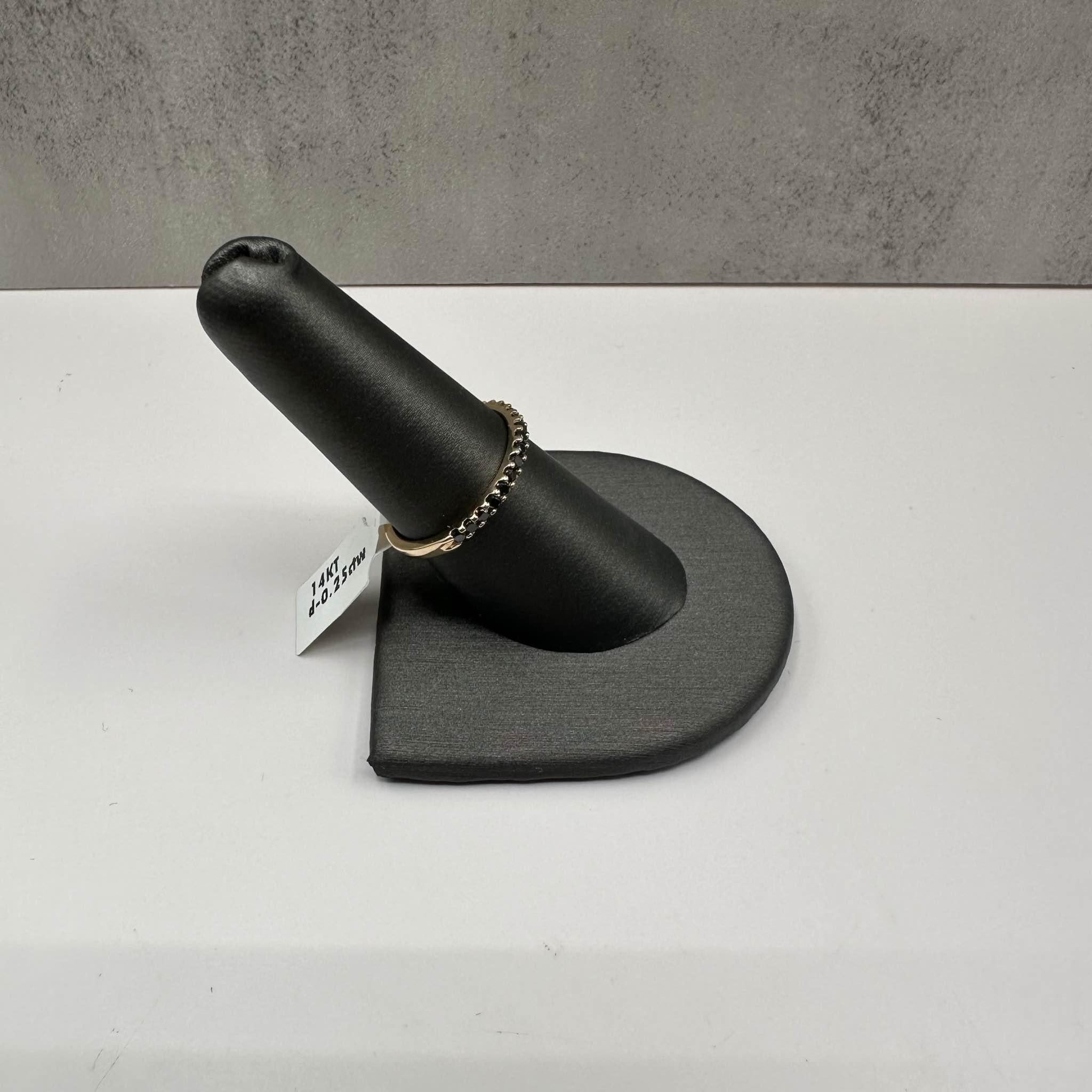 Round Cut Black Diamond Ring in 14kt Yellow Gold – 0.25ctw Round Black Diamonds, Size 7 For Sale