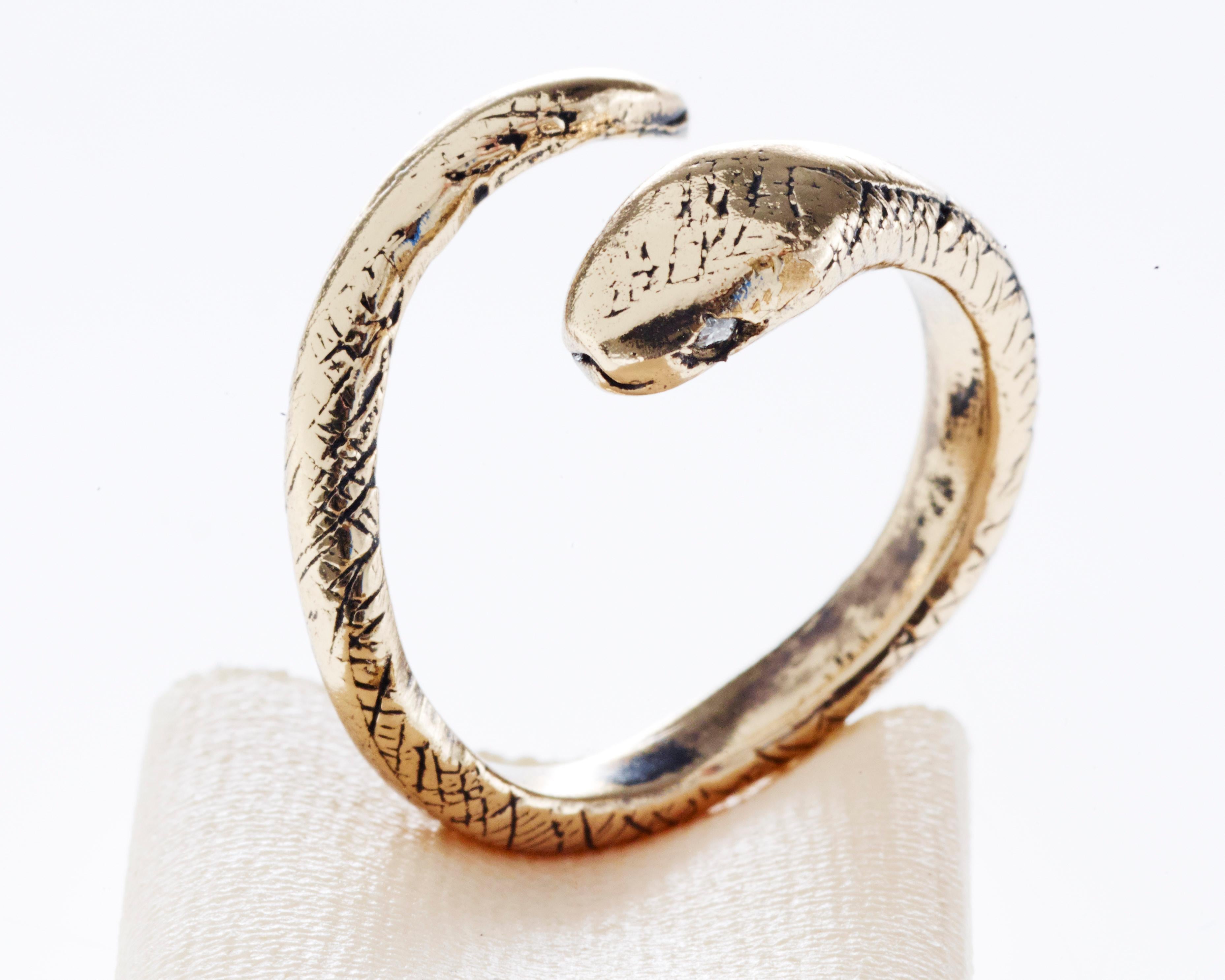 Brilliant Cut Black Diamond Gold Snake Ring 14k For Sale