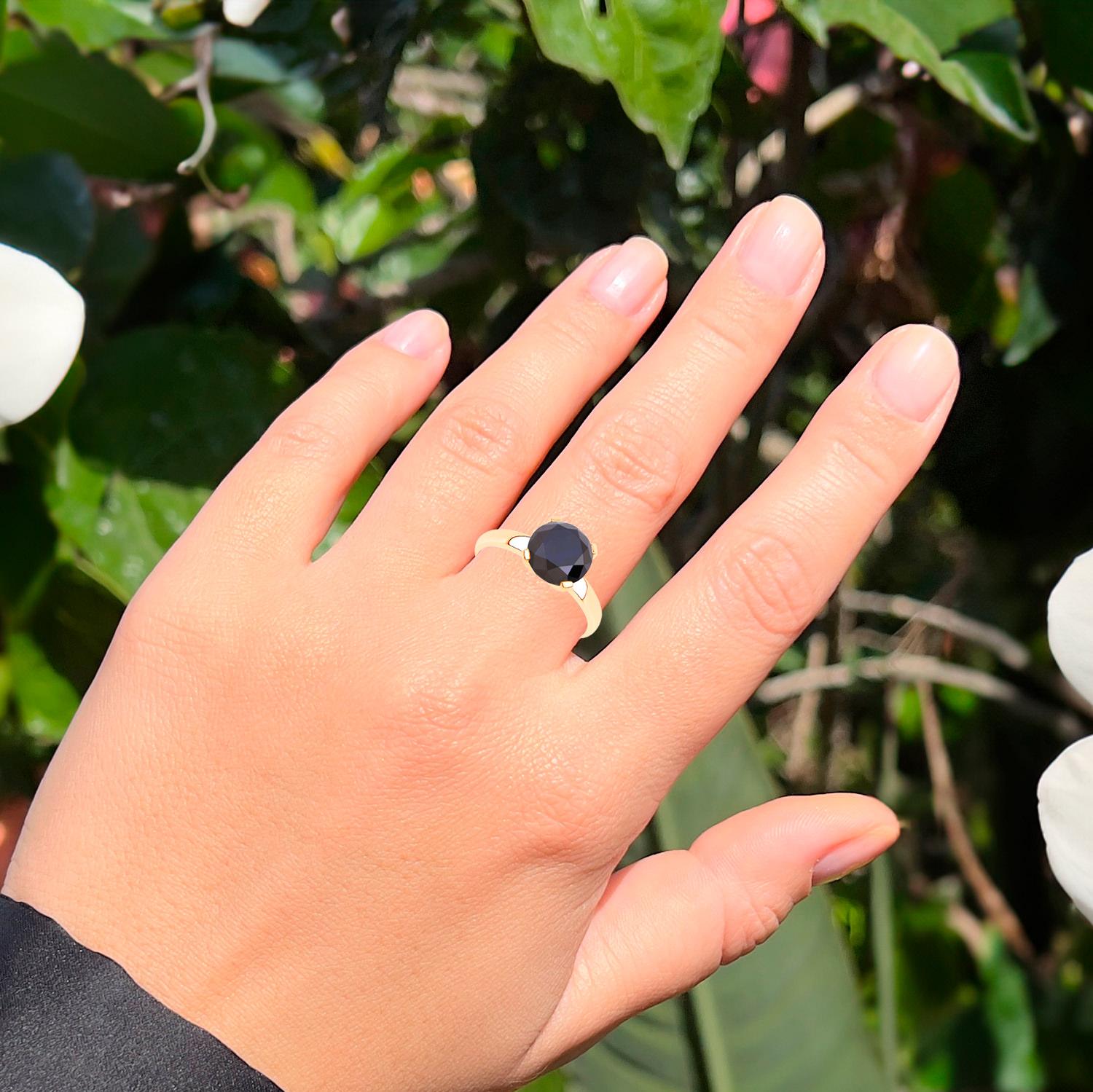 Contemporary Black Diamond Solitaire Ring 3 Carat 14K Yellow Gold For Sale