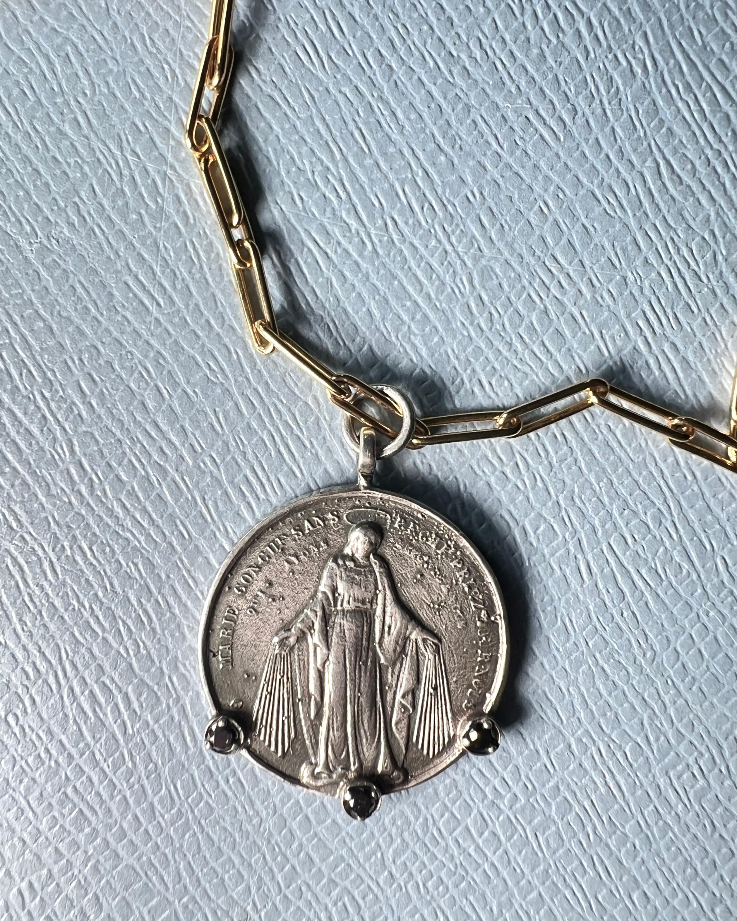 Black Diamond Virgin Mary Medal Necklace Gold Chain In New Condition For Sale In Los Angeles, CA