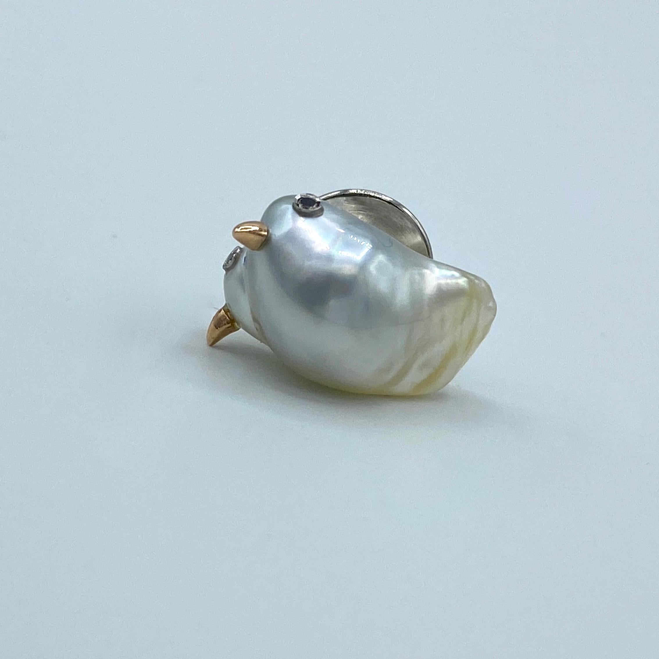 Women's or Men's Black Diamond White 18 Karat Gold Dove South Sea Pearl Pin Made in Italy