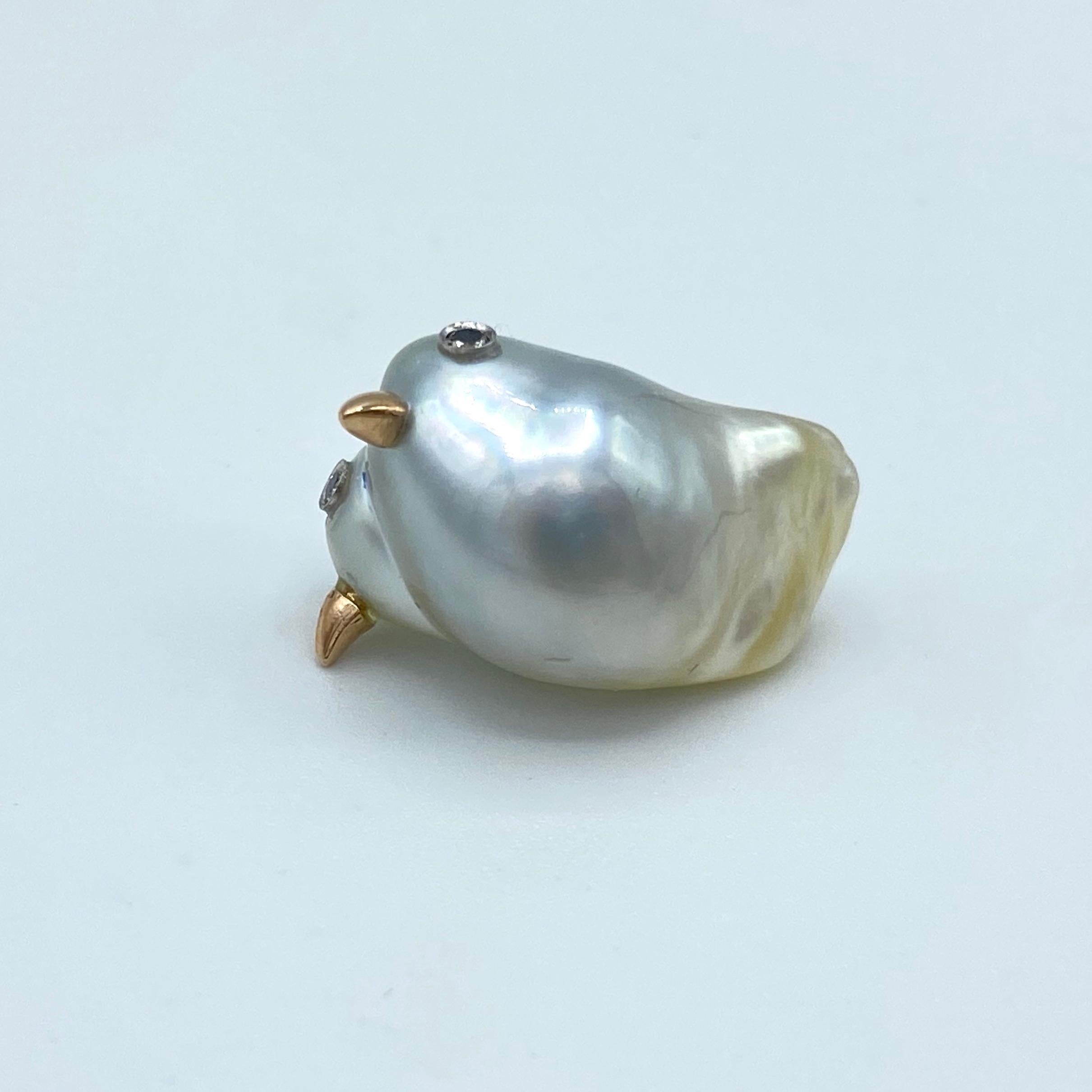 Black Diamond White 18 Karat Gold Dove South Sea Pearl Pin Made in Italy 1