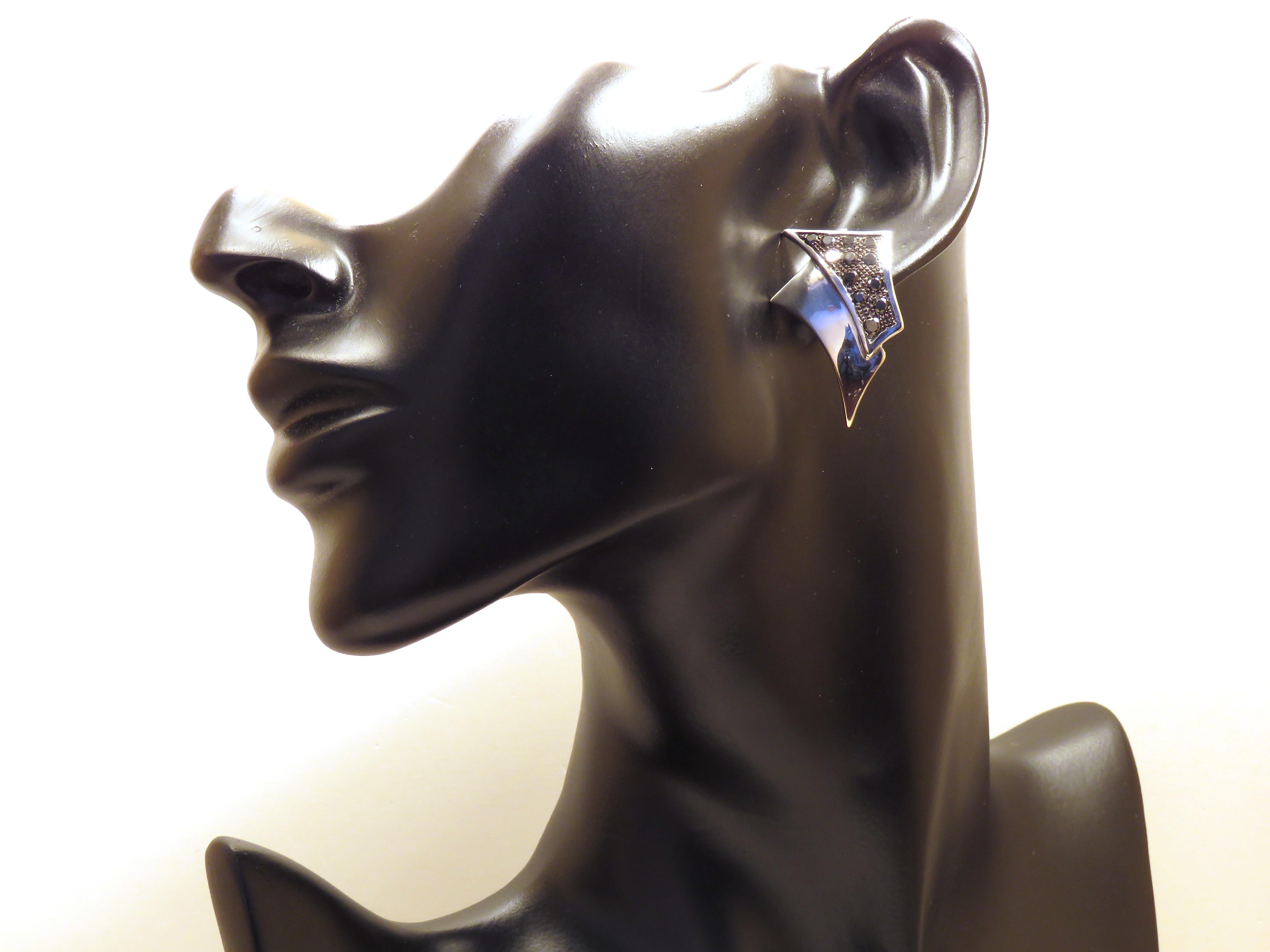 Ohrringe aus 18 Karat Weißgold mit schwarzen Diamanten, handgefertigt in Italien von Botta Gioielli im Zustand „Neu“ im Angebot in Milano, IT