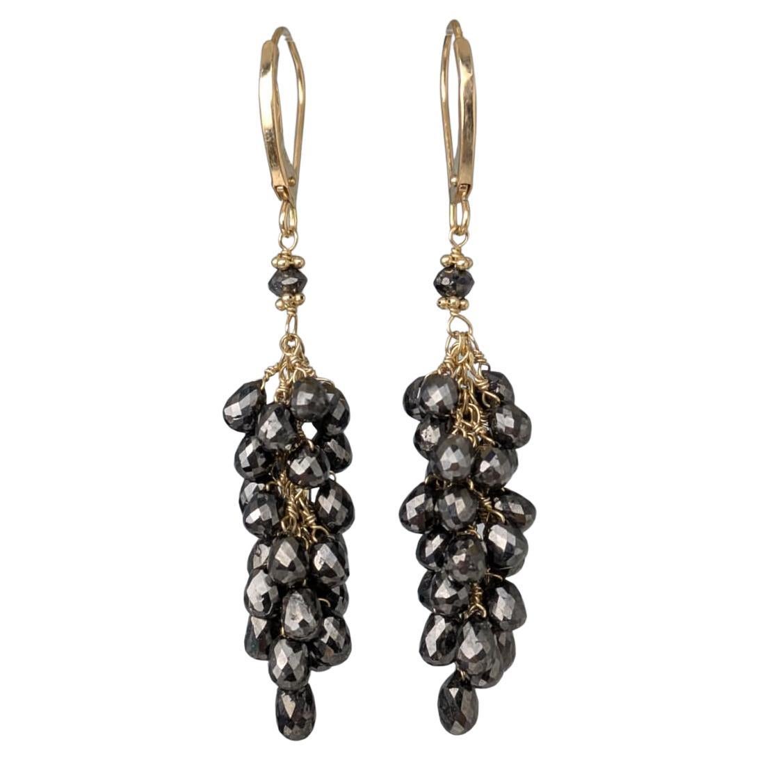 Boucles d'oreilles en or jaune 14K avec briolette en diamant noir (19.50ct)