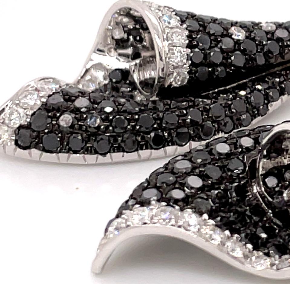 Round Cut Black Diamonds and White Diamonds Conch Shell Earrings For Sale
