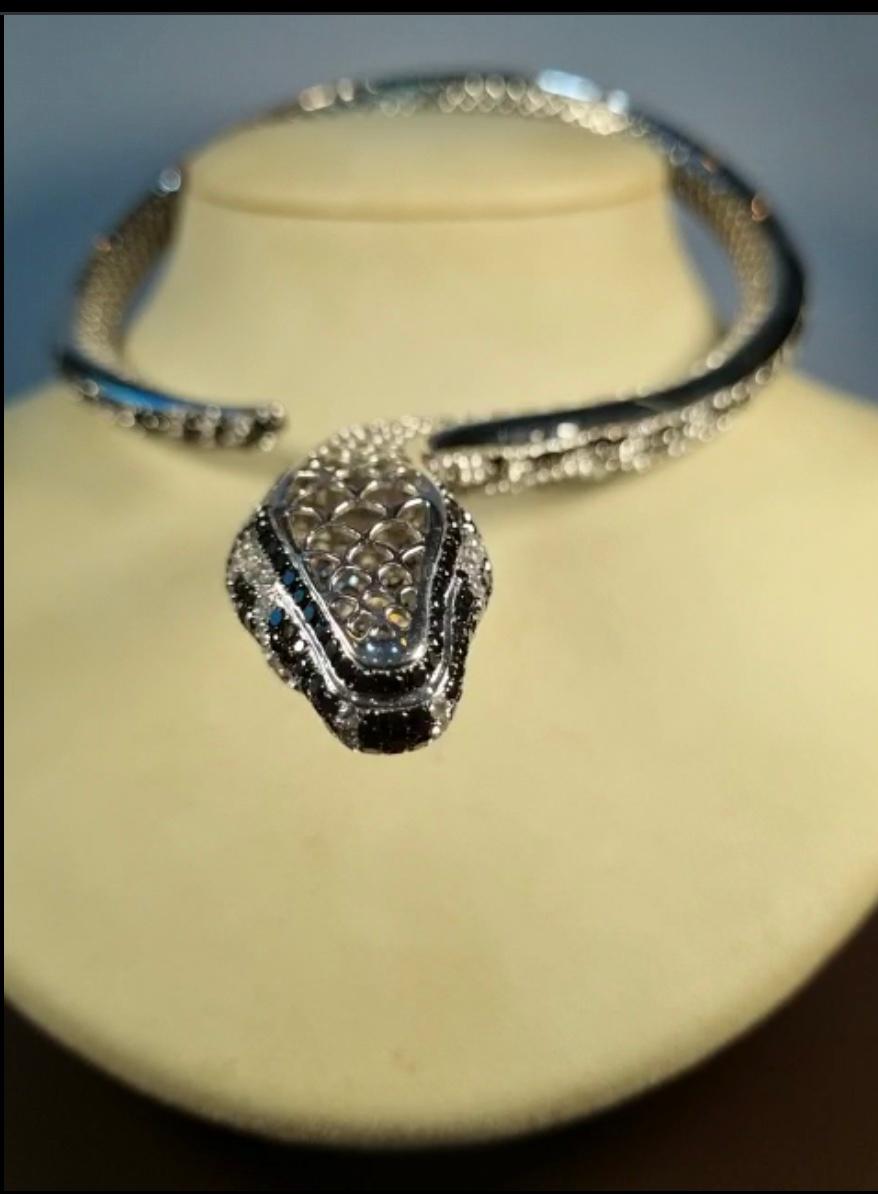 white snake with black diamonds