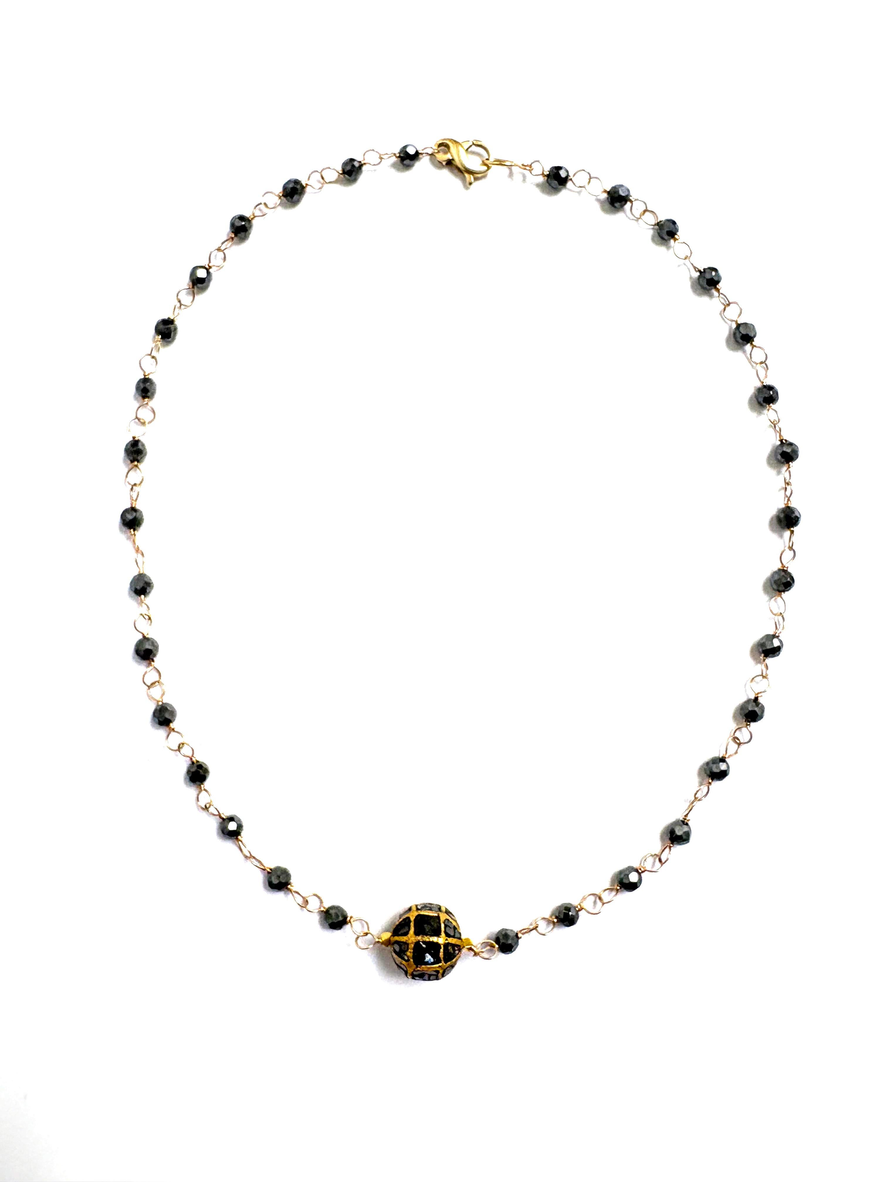 Collar Paradizia de Diamantes Negros con Bola y Hematites de 18k Artesano en venta