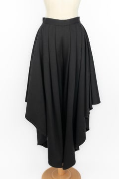 Black divided skirt