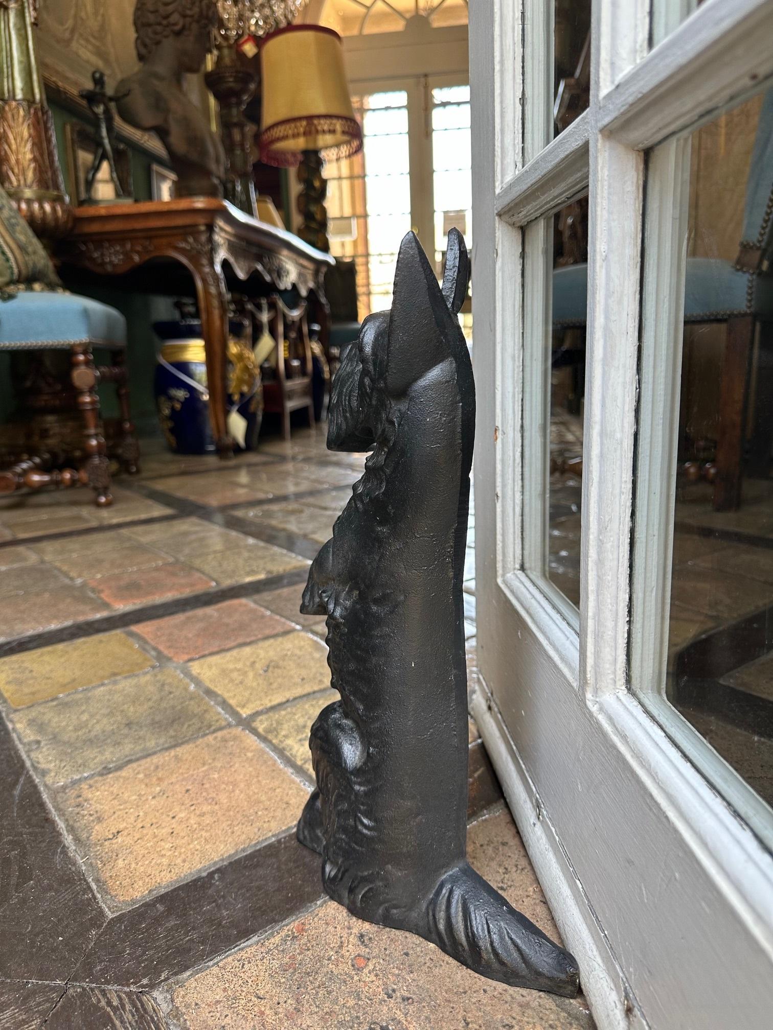 Perro negro Tope de puerta de hierro fundido pintado a mano Objeto decorativo Regalo de inauguración de una casa en venta 5