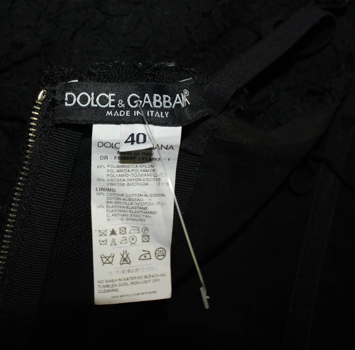 UNWORN Dolce & Gabbana Strapless Asymmetric Corset Bustier Lace Mini Dress 40 In Excellent Condition In Switzerland, CH