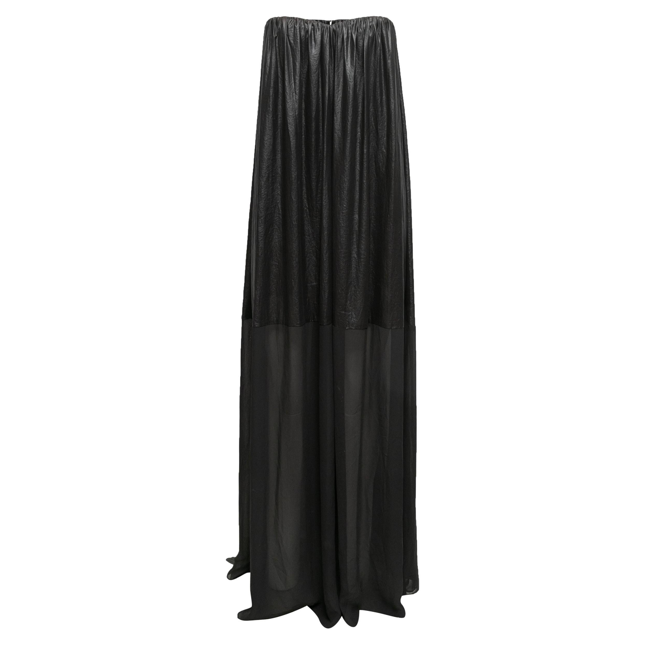 Schwarzes trägerloses Maxikleid von Dolce & Gabbana in Schwarz, Größe US 4