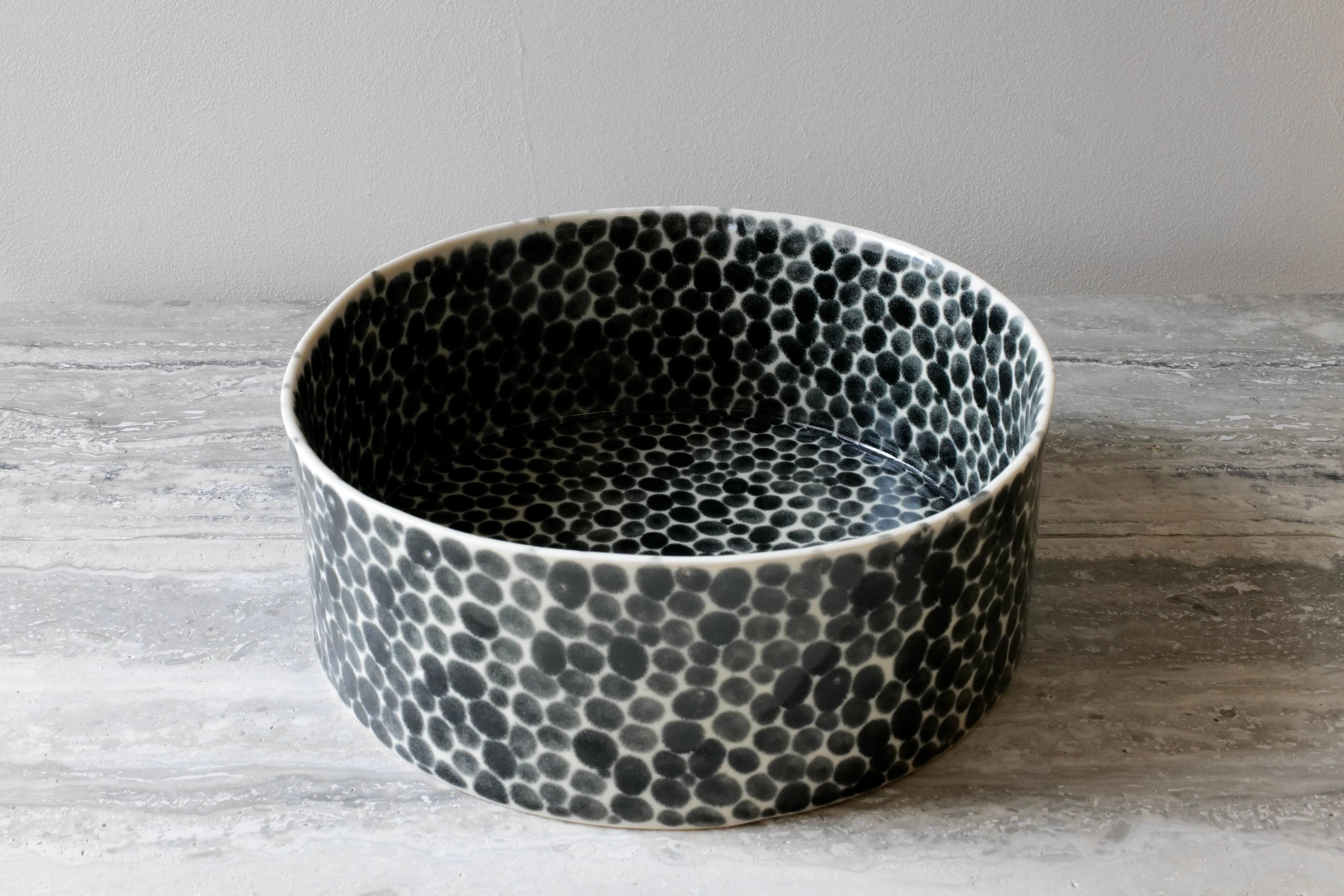 Black Dots Wide Porcelain Bowl by Lana Kova In New Condition In New York City, NY