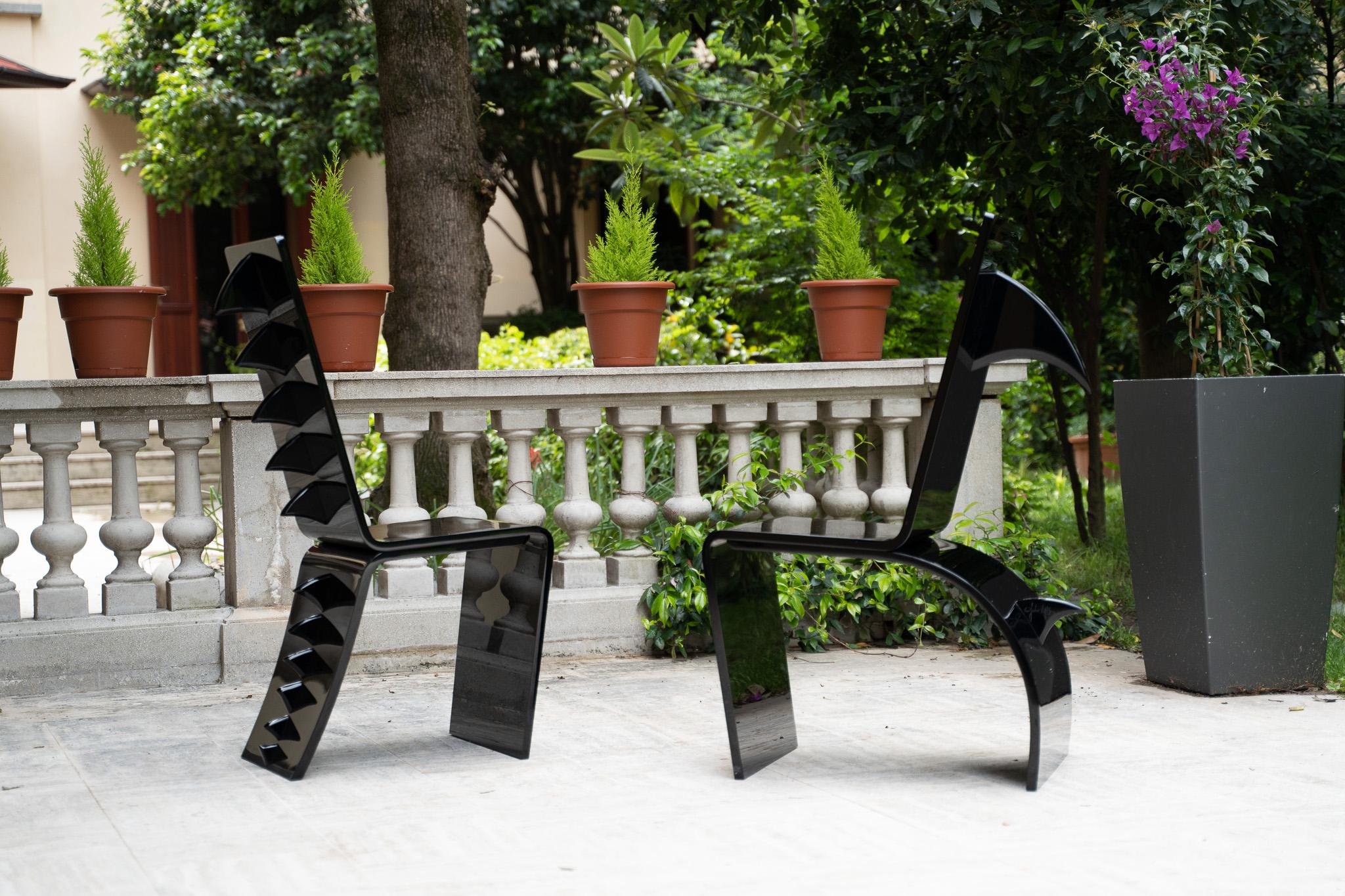 Black Dragon Chair by Giulia Maria Ligresti For Sale 7
