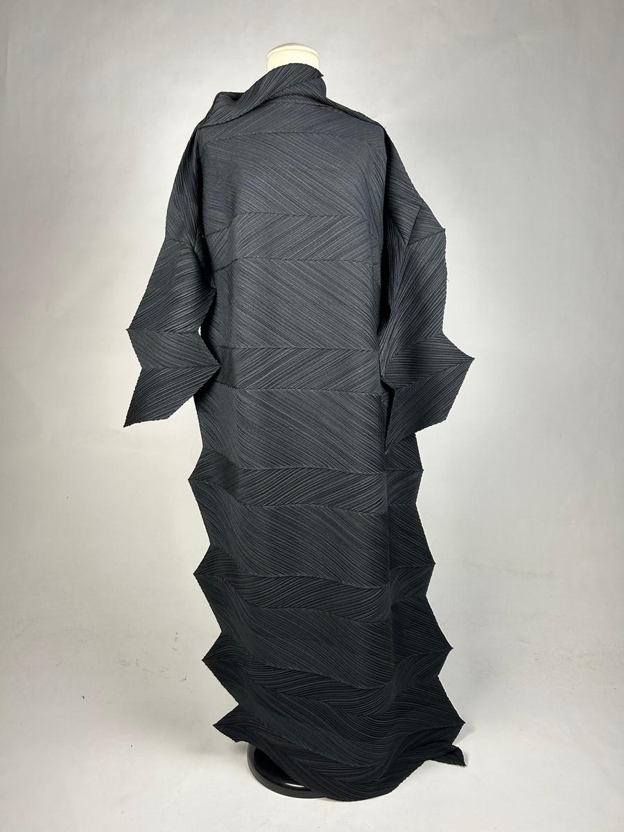 Black Dress by Issey Miyaké Staircase Pleats or Ziggourat - AW Fall 1994-95 For Sale 1