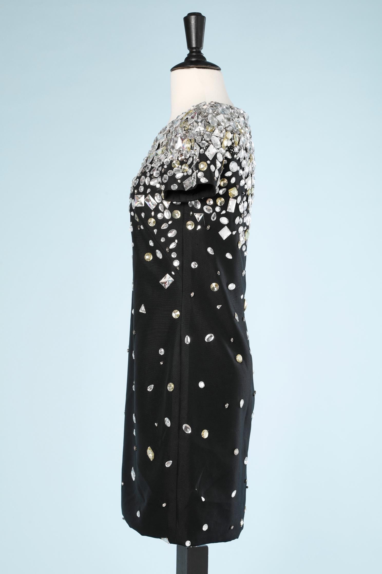Black dress with rhinestone cabochon embroidered Marchesa  For Sale 1