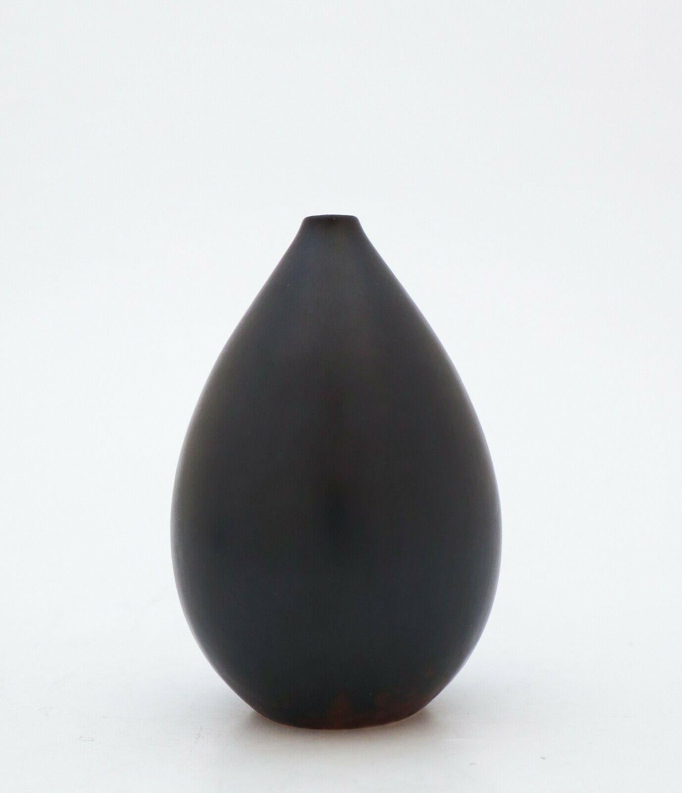 Glazed Black Drip-Shaped Ceramic Vase Carl-Harry Stålhane Rörstrand, Midcentury Vintage For Sale
