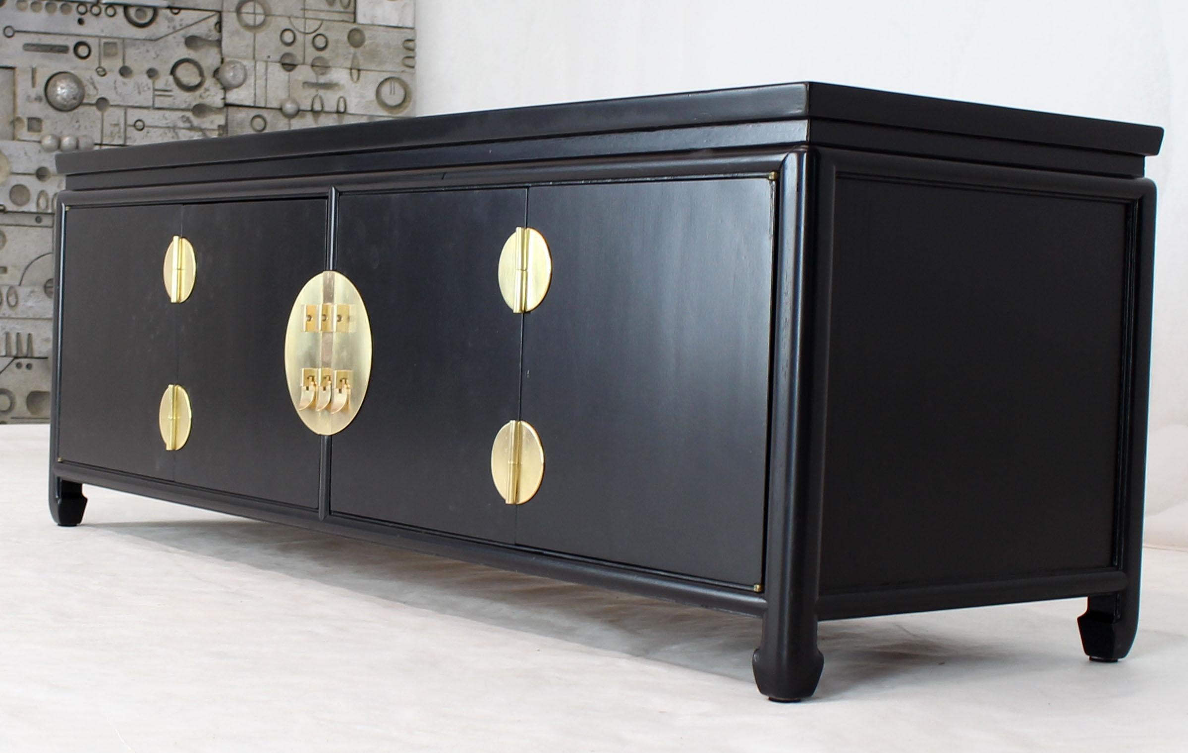 Black Ebonized Low Petite Small Credenza Stand with Solid Brass Hardware Pulls In Excellent Condition For Sale In Rockaway, NJ