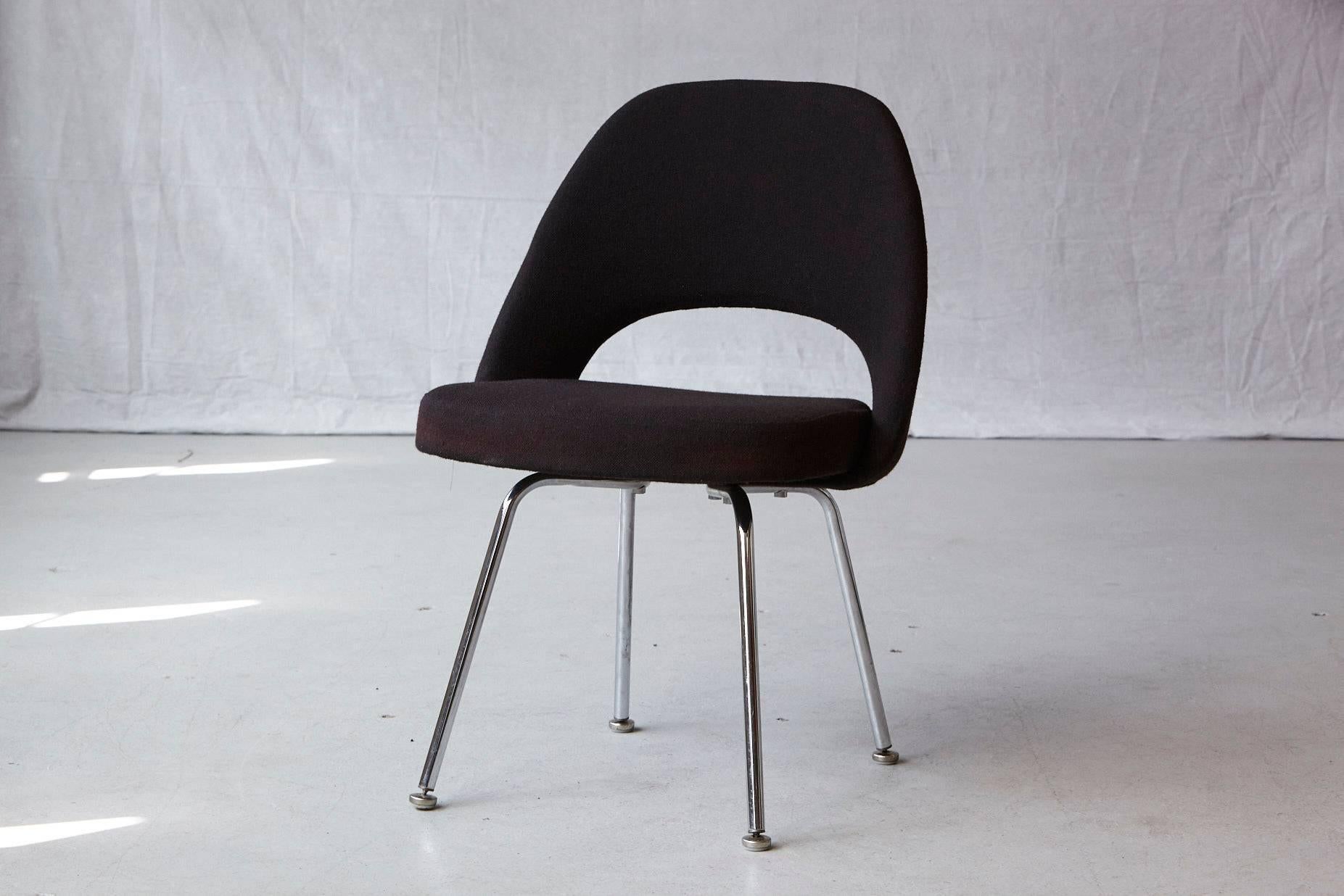 Mid-Century Modern Black Eero Saarinen Series 71 Armless Chair for Knoll International For Sale