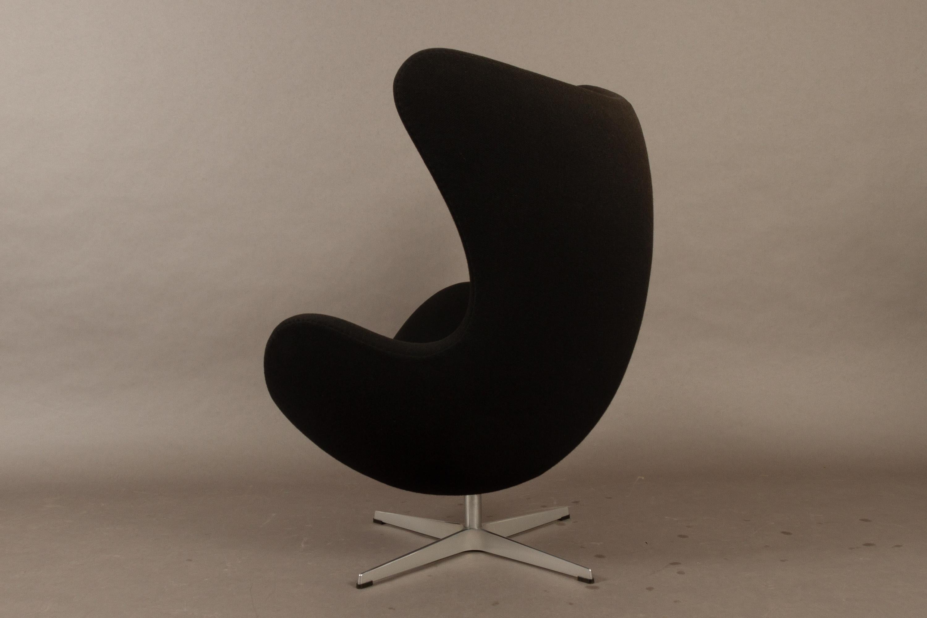 Black Egg Chair 3316 by Arne Jacobsen for Fritz Hansen, 2007 3