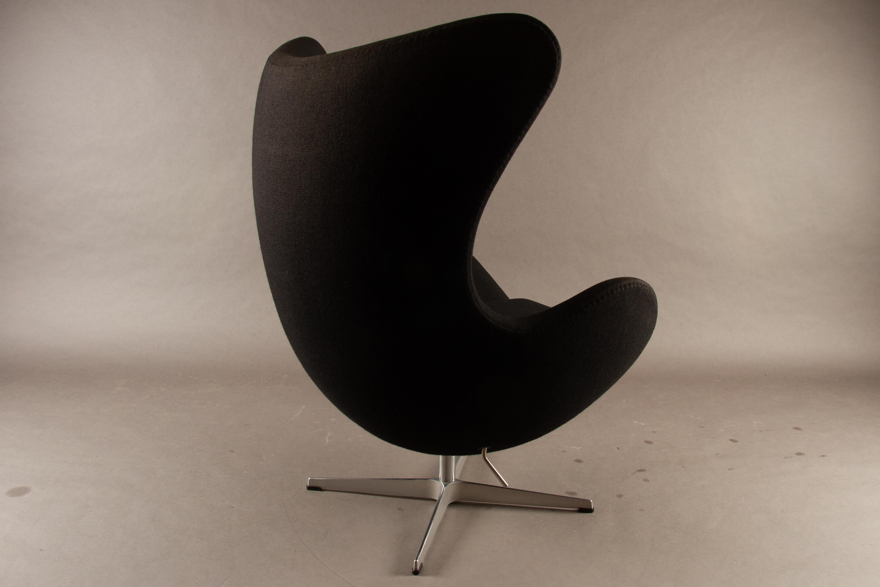 Wool Black Egg Chair 3316 by Arne Jacobsen for Fritz Hansen, 2007