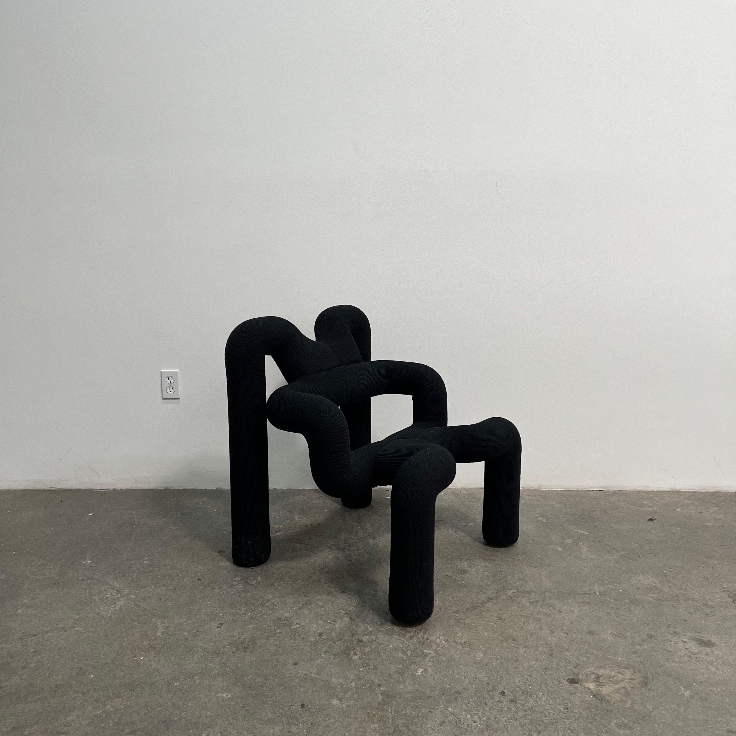 Black Ekstrem Chair by Terje Ekstrom, 1984 In Excellent Condition For Sale In Los Angeles, CA