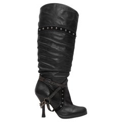 Schwarze kniehohe Stiefel mit Nieten von El Dantes mit Nieten Größe 38