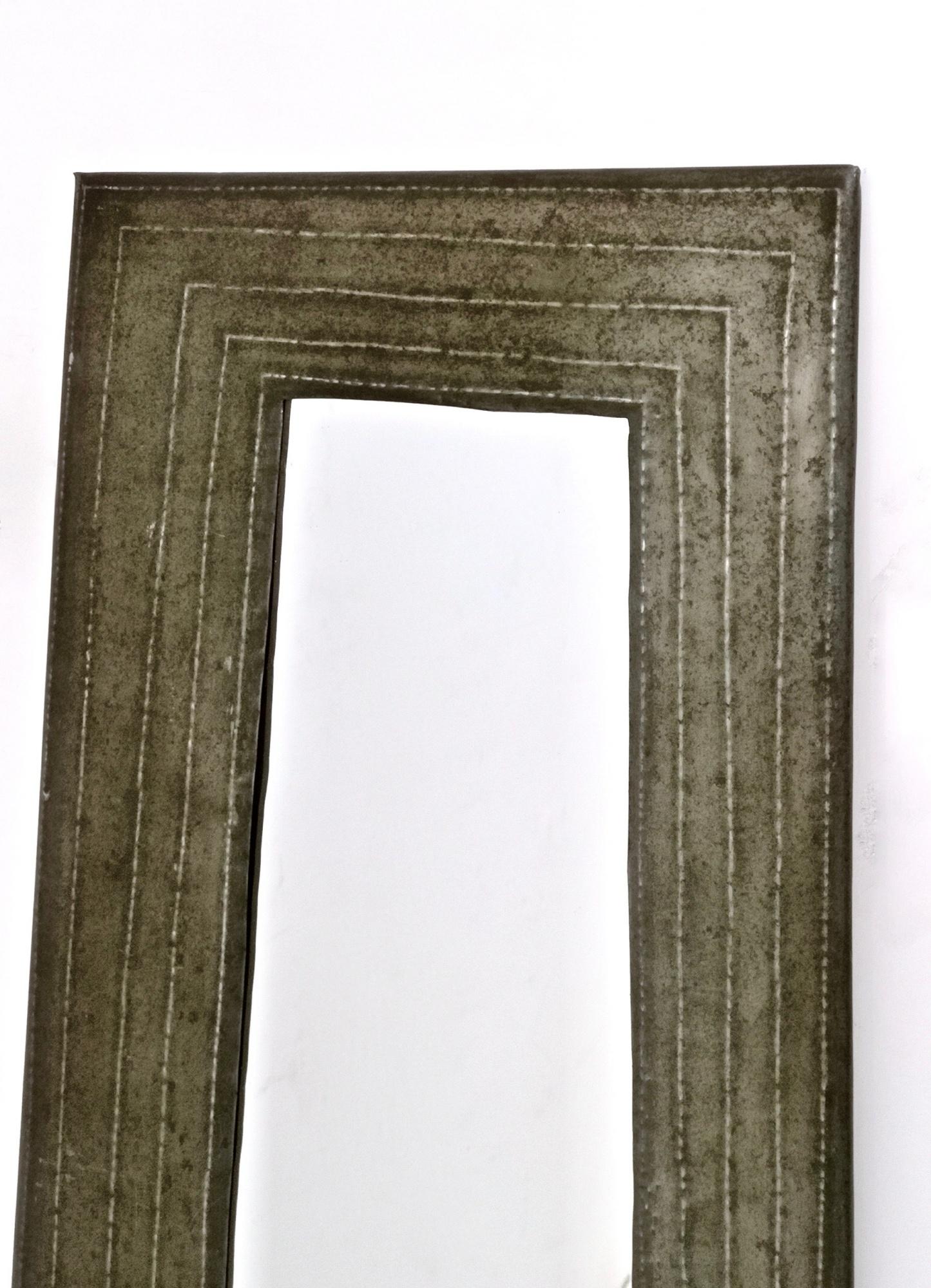 Black Embossed Metal and Wood Wall Mirror, Italy, 1950s In Excellent Condition In Bresso, Lombardy