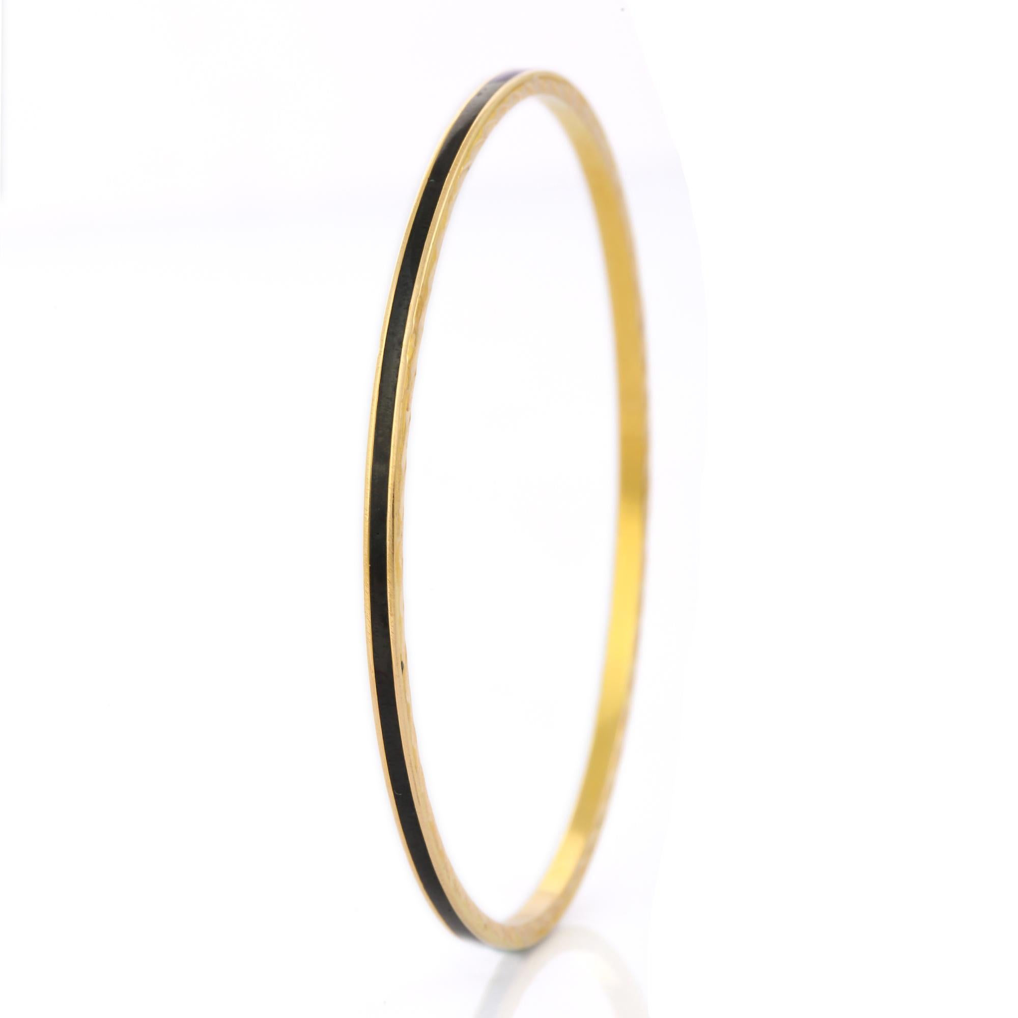 Art Deco Black Enamel 18K Yellow Gold Bangle   For Sale