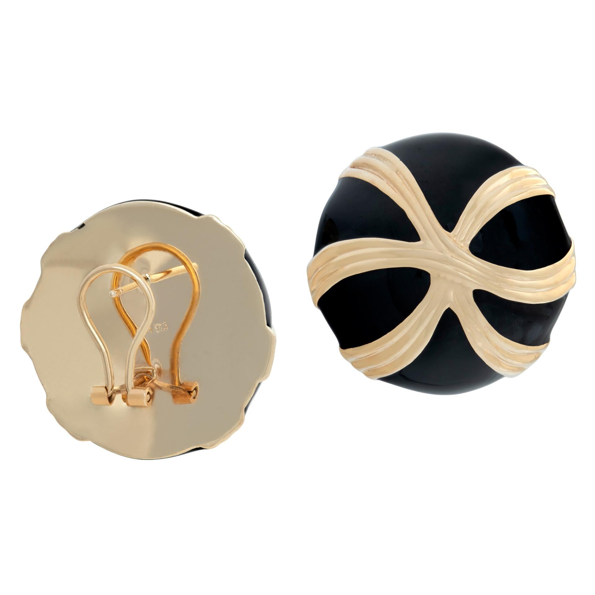 Black Enamel and 14k Yellow Gold Circle Earrings In Excellent Condition For Sale In Surfside, FL