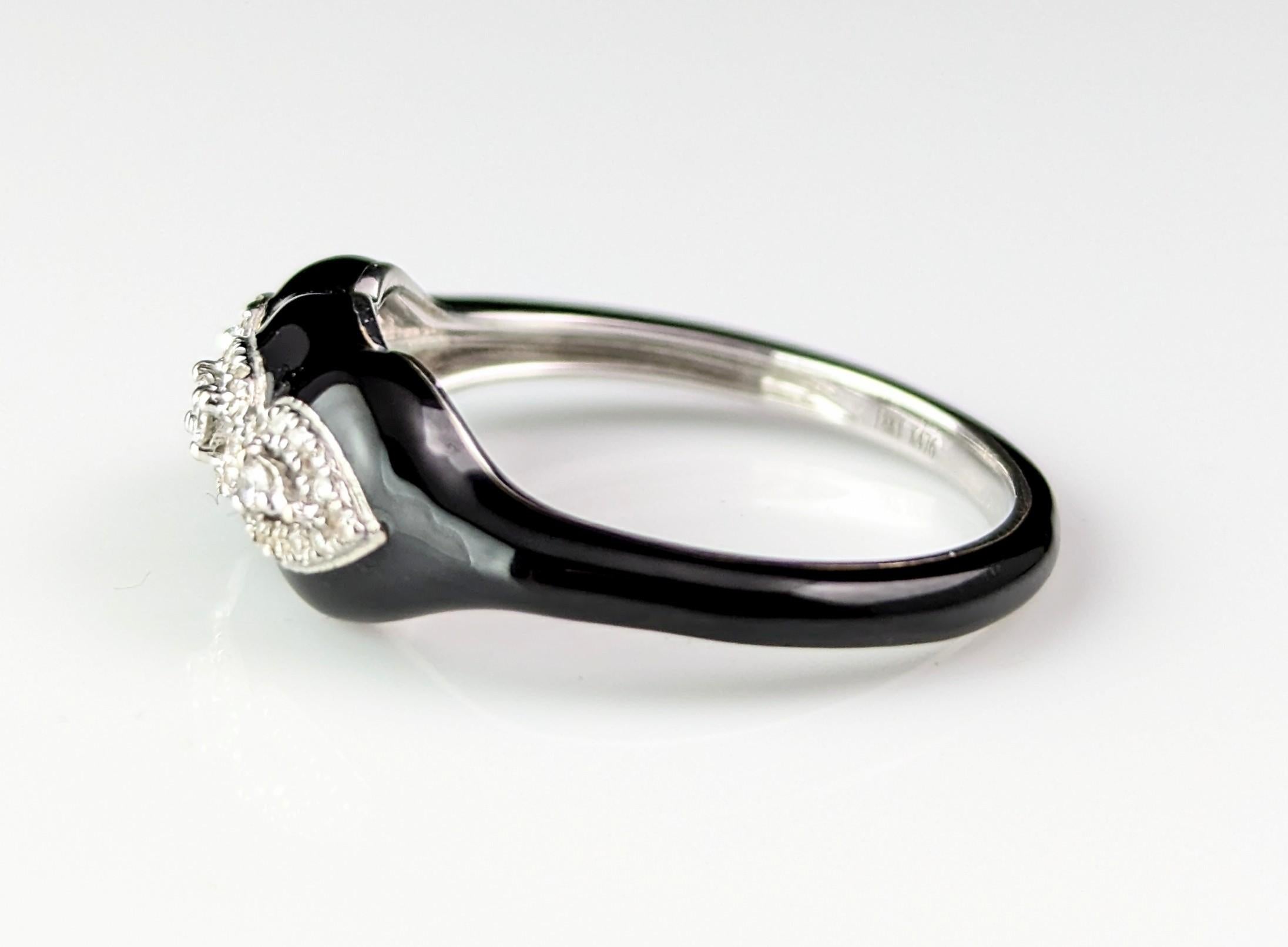 Black enamel and Diamond ring, 18k white gold, Contemporary  For Sale 5