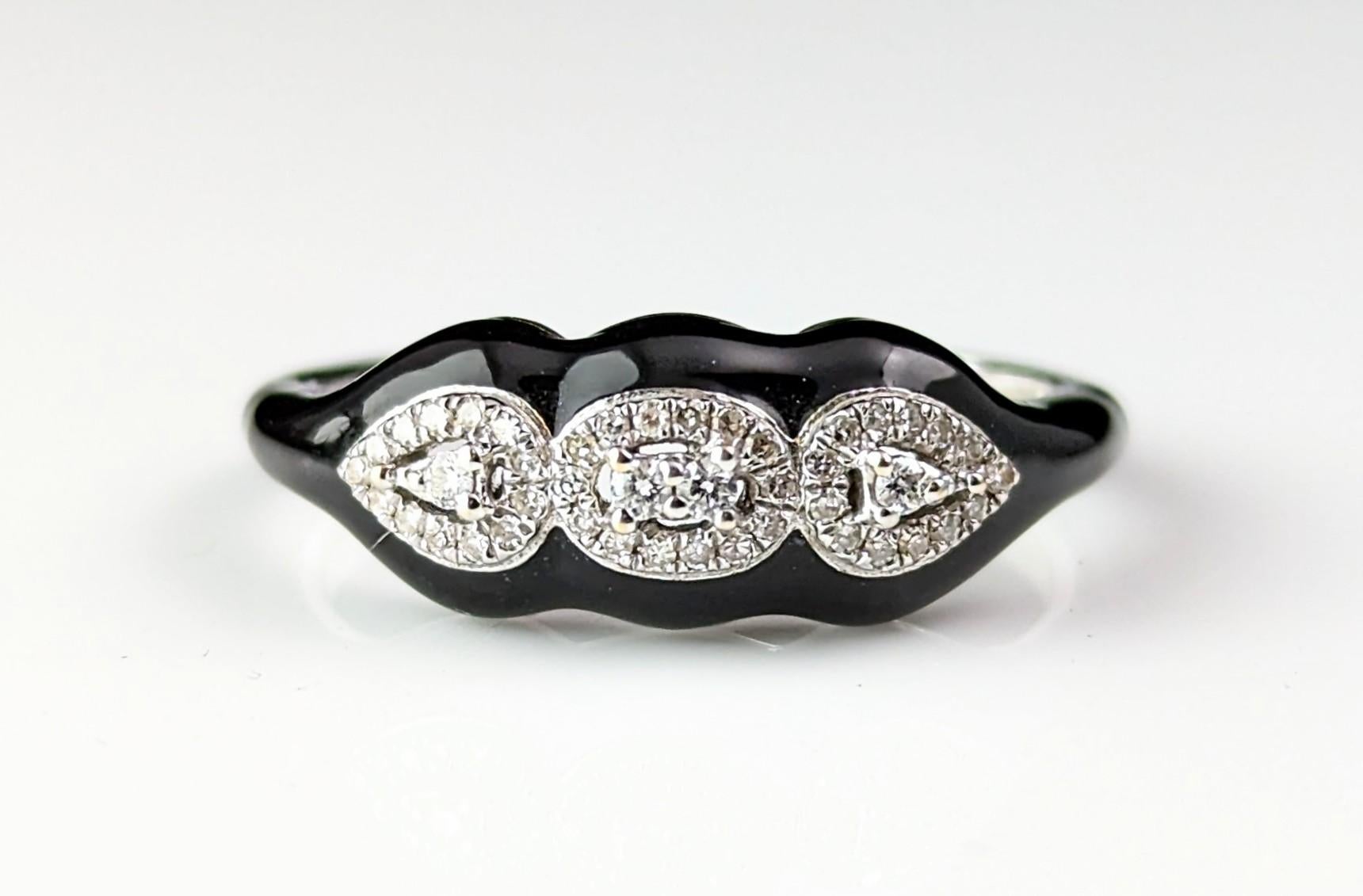 Black enamel and Diamond ring, 18k white gold, Contemporary  For Sale 9