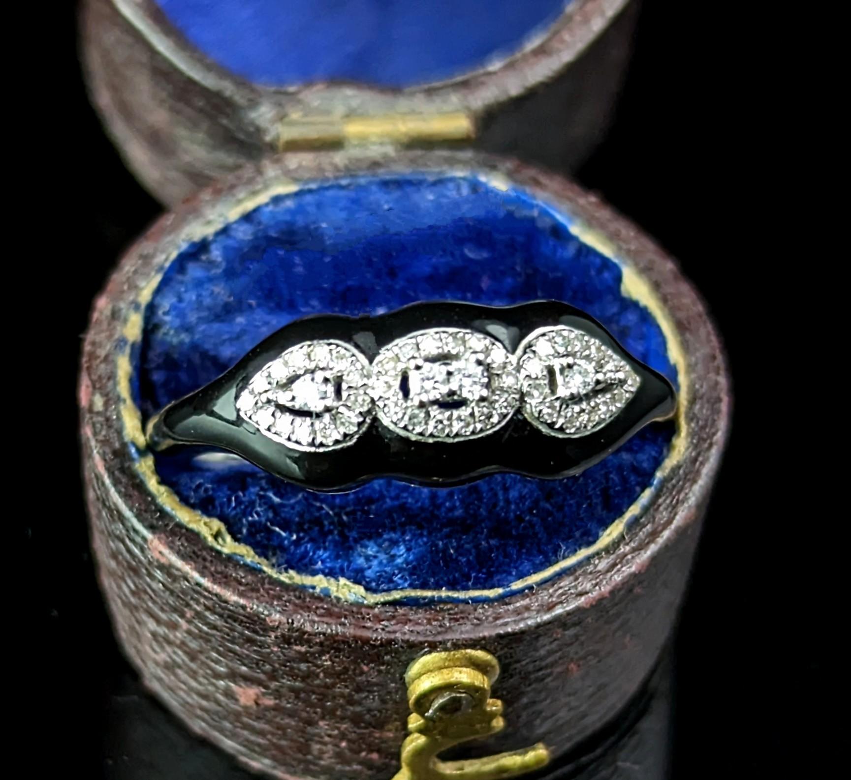 Brilliant Cut Black enamel and Diamond ring, 18k white gold, Contemporary  For Sale