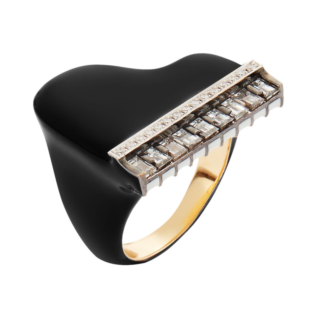 18k yellow gold Piano ring finished with Black enamel and set with baguette diamond 