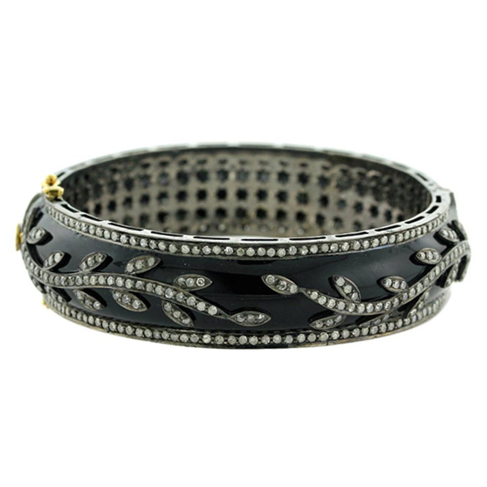 Brazalete de esmalte negro con diamantes talla rosa de oro de 18 quilates y plata oxidada