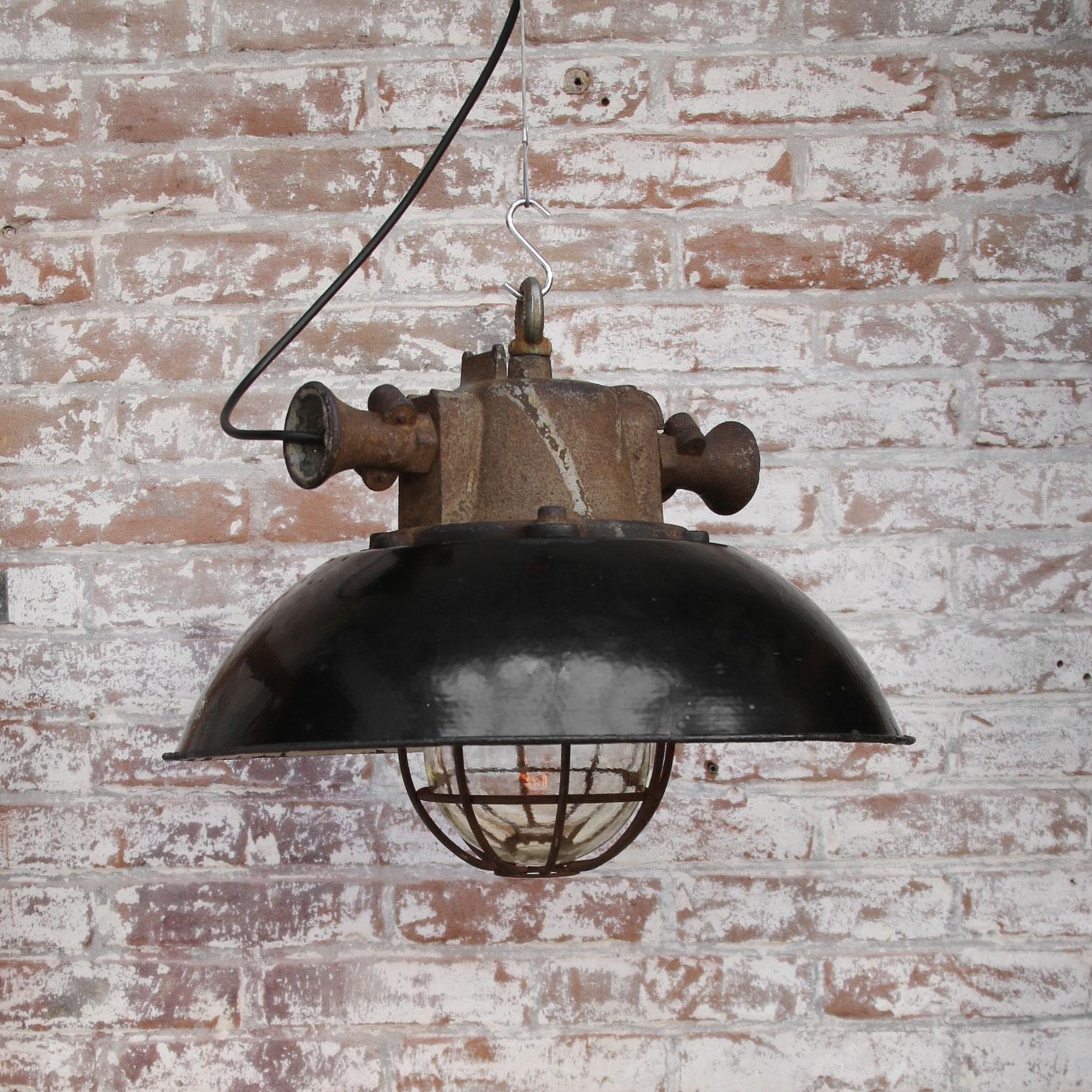 Black Enamel Cast Iron Vintage Industrial Cage Pendant Lights In Good Condition For Sale In Amsterdam, NL