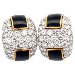 Boucles d'oreilles Clips en émail noir et diamants Or jaune 18K