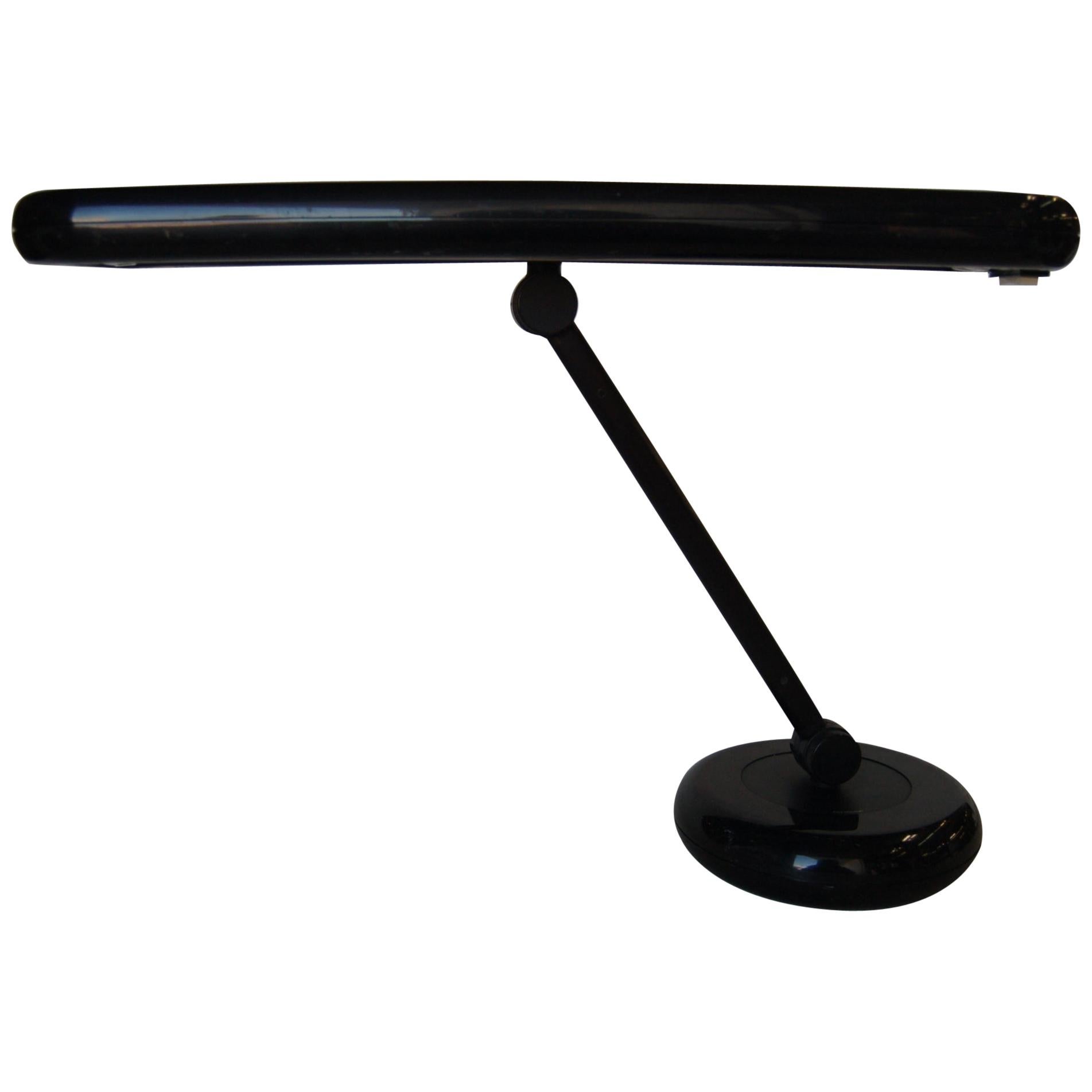 fluorescent desk lamp