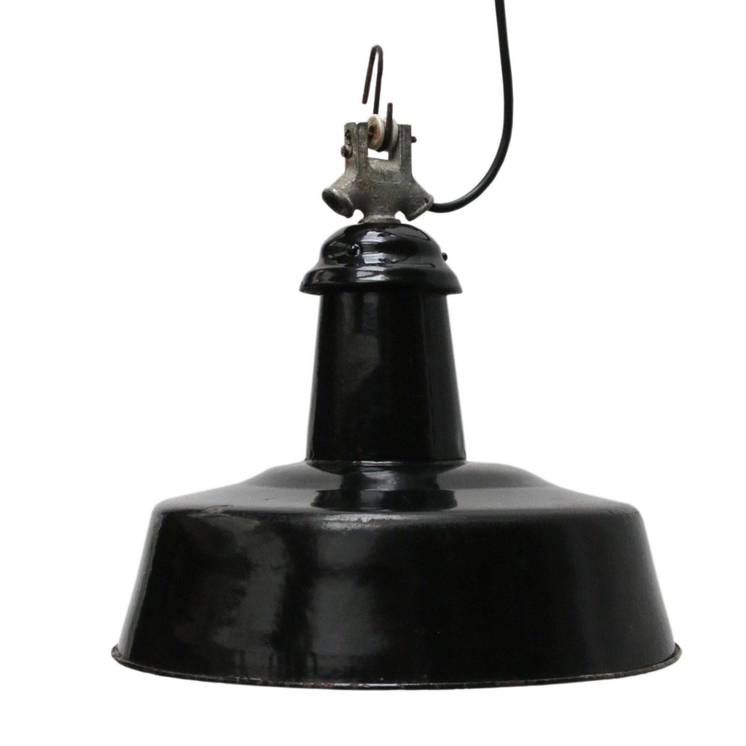 Black Enamel French Vintage Industrial Pendant Light In Good Condition In Amsterdam, NL