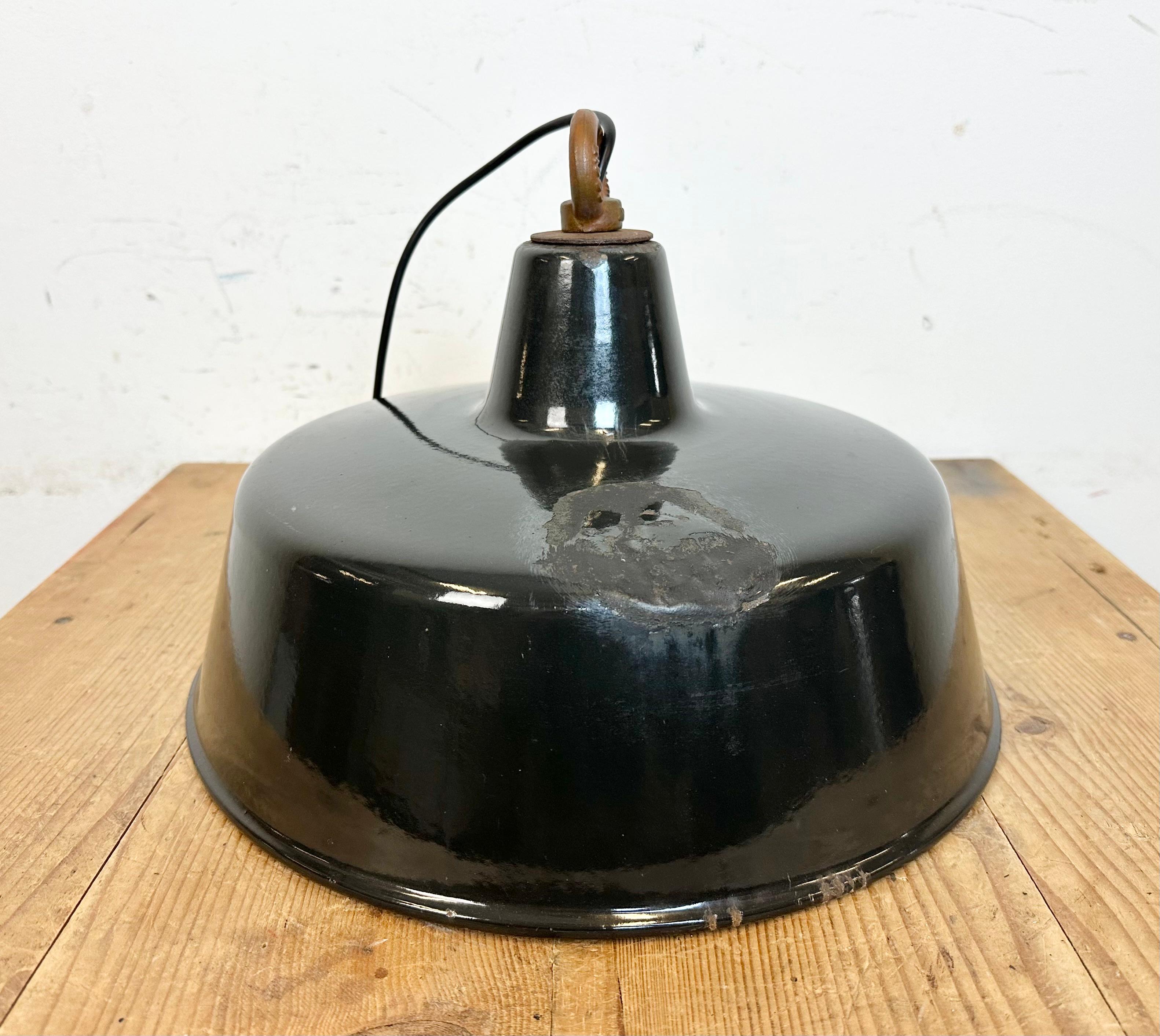 Black Enamel Industrial Pendant Lamp, 1950s For Sale 8