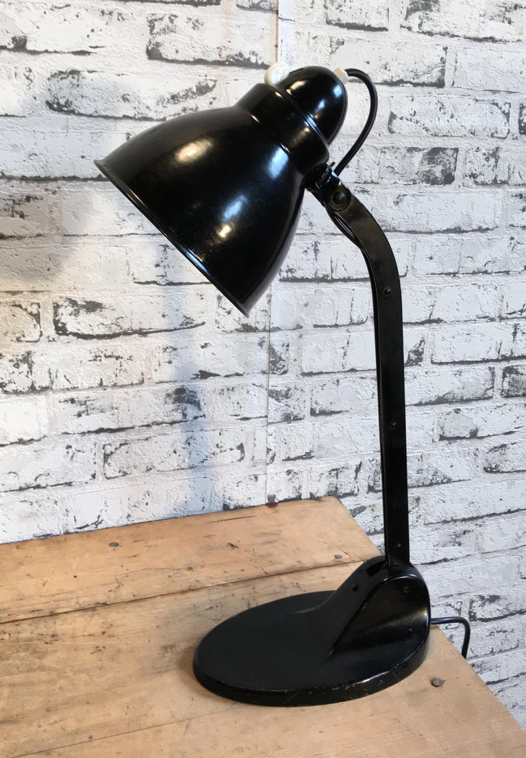 Black Enamel Industrial Table Lamp From Viktoria Lampe, 1930s at 1stDibs | victoria  lampe, black industrial table lamps