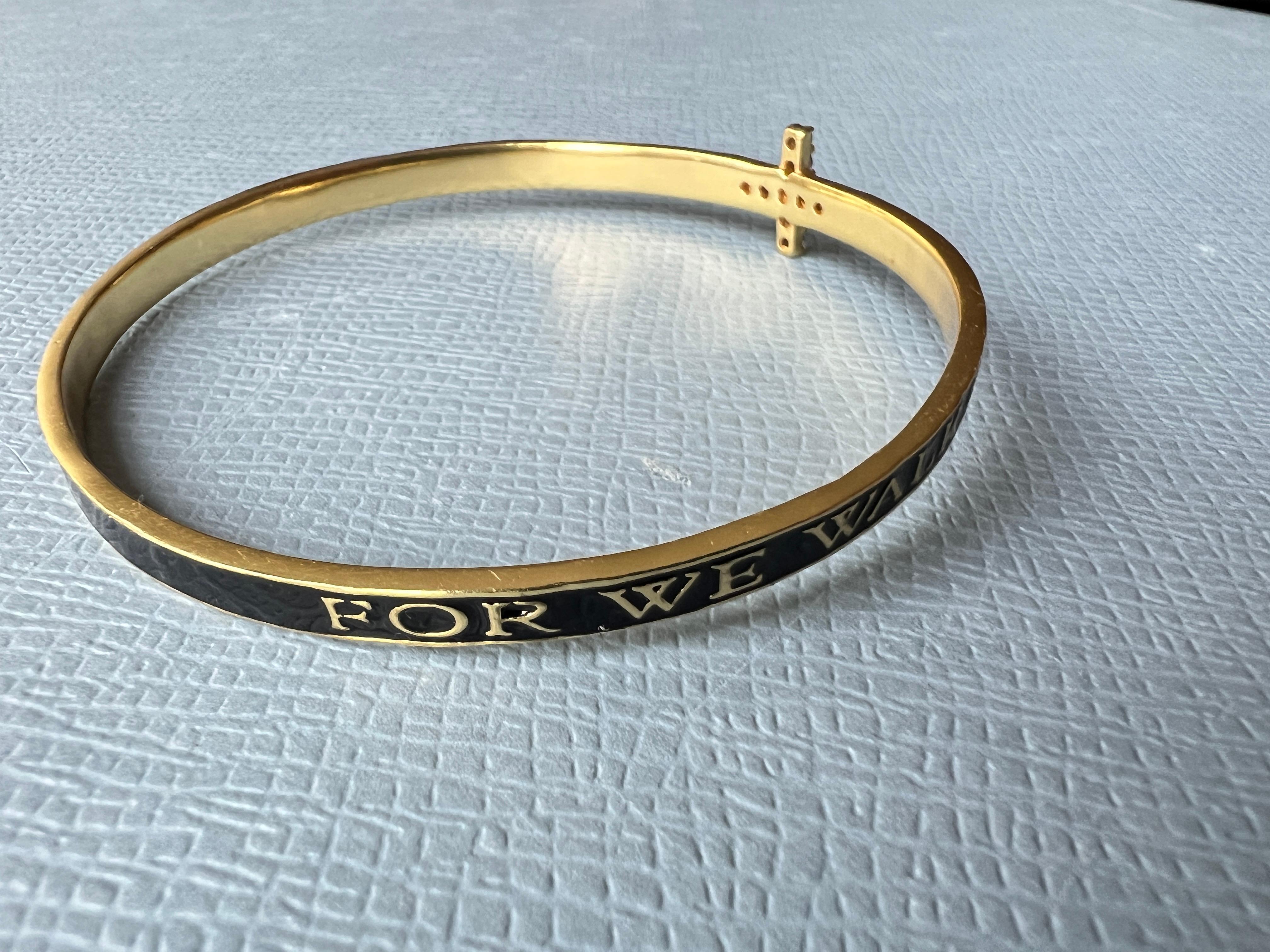 Schwarzer Emaille Tansanit Kreuzvergoldeter Armreif Armband J Dauphin im Zustand „Neu“ in Los Angeles, CA