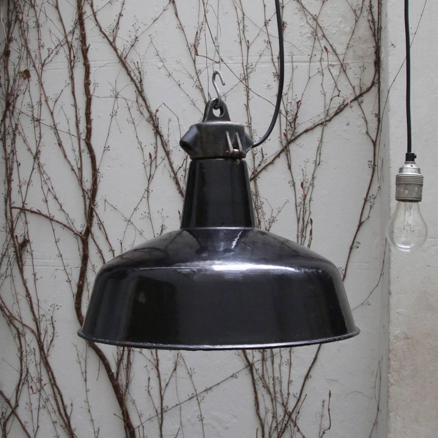Cast Black Enamel Vintage Industrial Bauhaus Pendant Lamps, 1930s (33x)