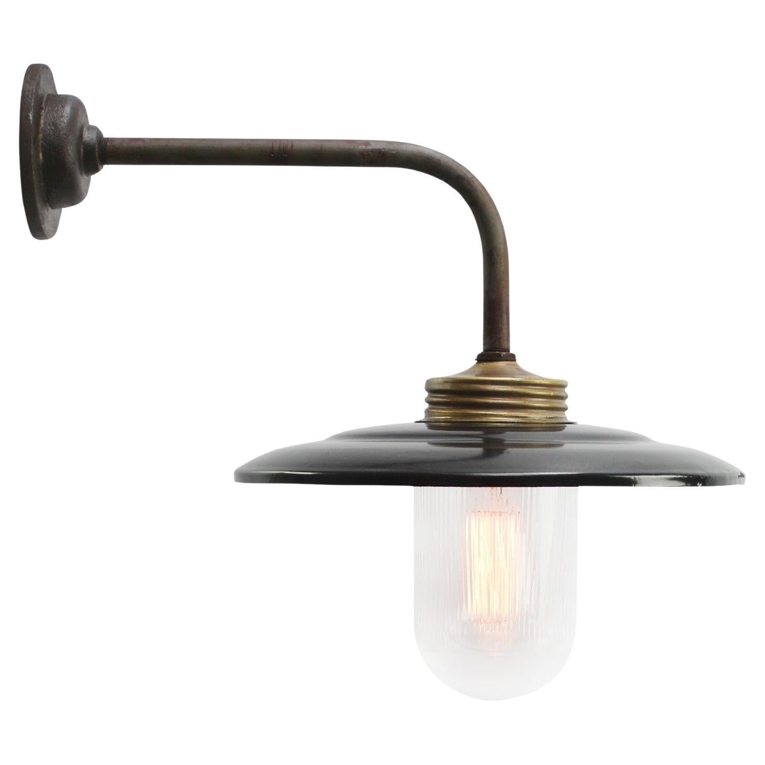 Schwarzer Emaille Vintage Industrie Messing klar gestreiftes Glas Wandlampen Lights